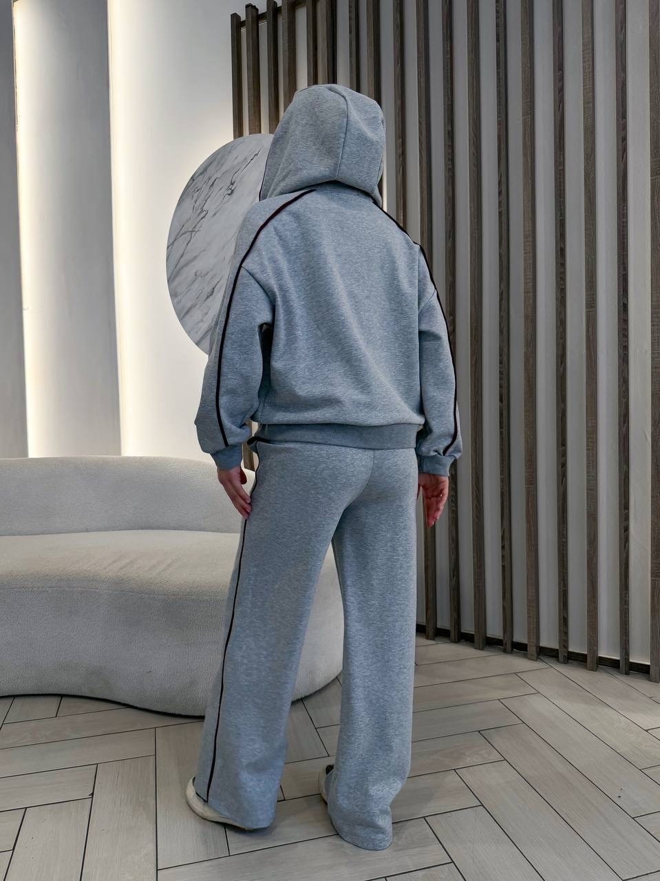 костюм спортивный женский,костюм спортивный,стильный костюм,женский костюм,костюм трикотажный