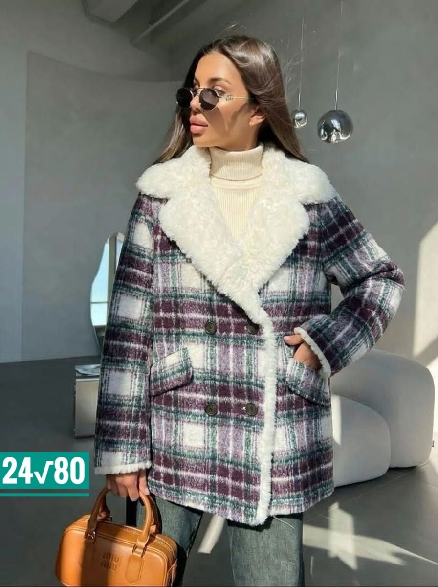 пальто в клетку демисезонное,дублёнка с пушистым воротником и клетчатой расцветкой,пальто модное,пальто в клетку,верхняя одежда