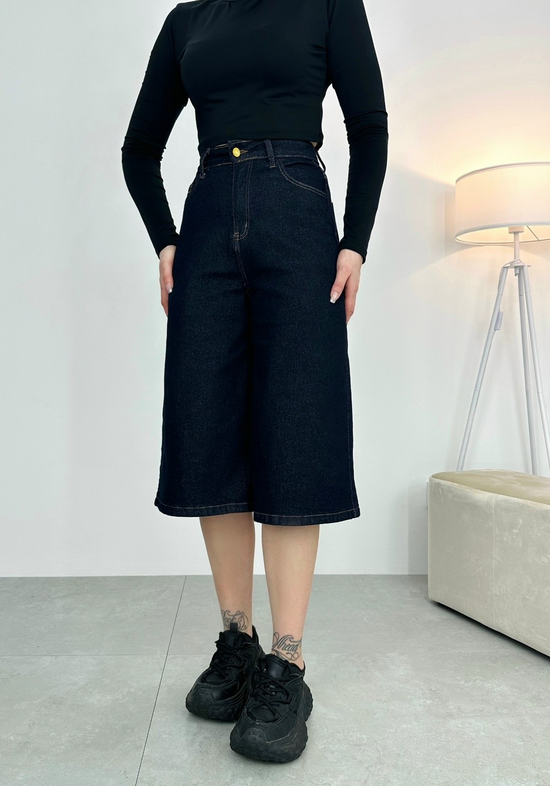 джинсы клеш женские,женские джинсы,джинсы широкие,khaite darcy wide leg jeans,джинсы палаццо