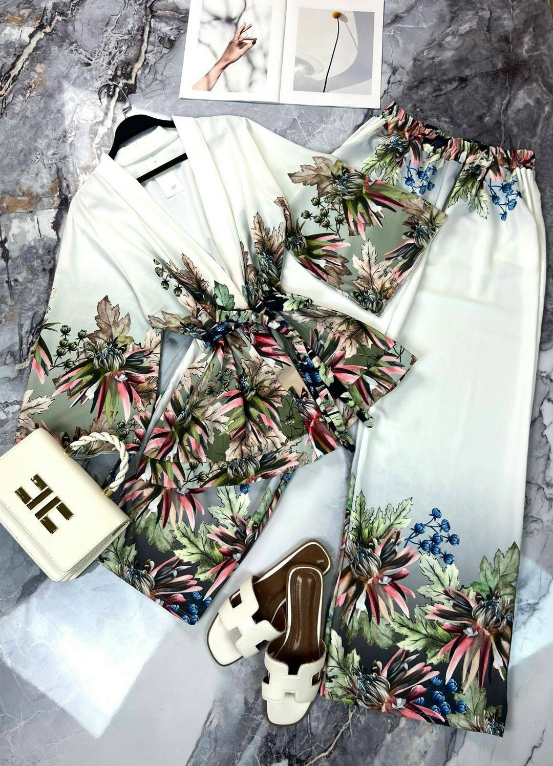 летние костюмы,модные наряды,летние костюмы женские,летние наряды,костюм с принтом