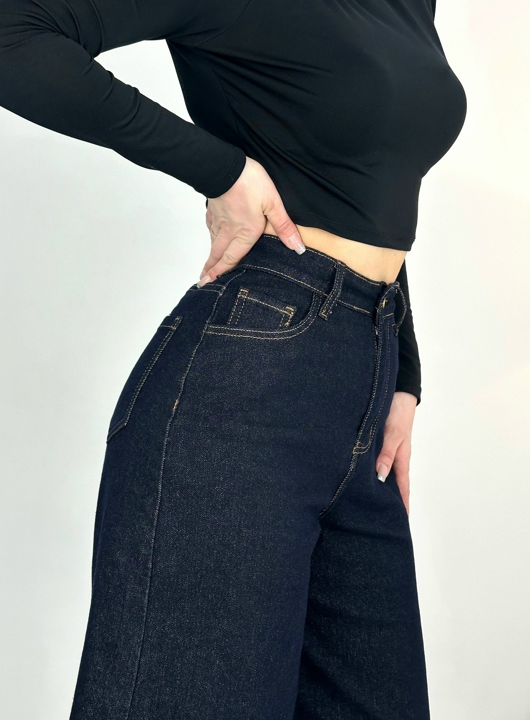 джинсы клеш женские,женские джинсы,джинсы широкие,khaite darcy wide leg jeans,джинсы палаццо