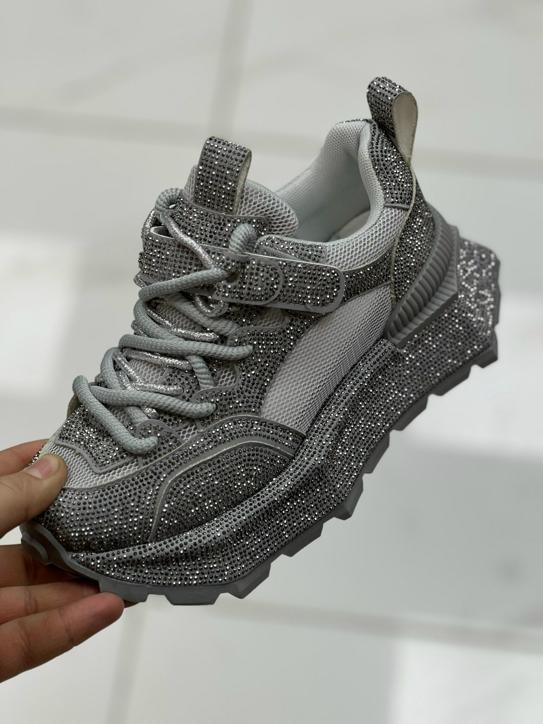 женские кроссовки,,кроссовки платформа,спортивная ,блестящие кроссовки