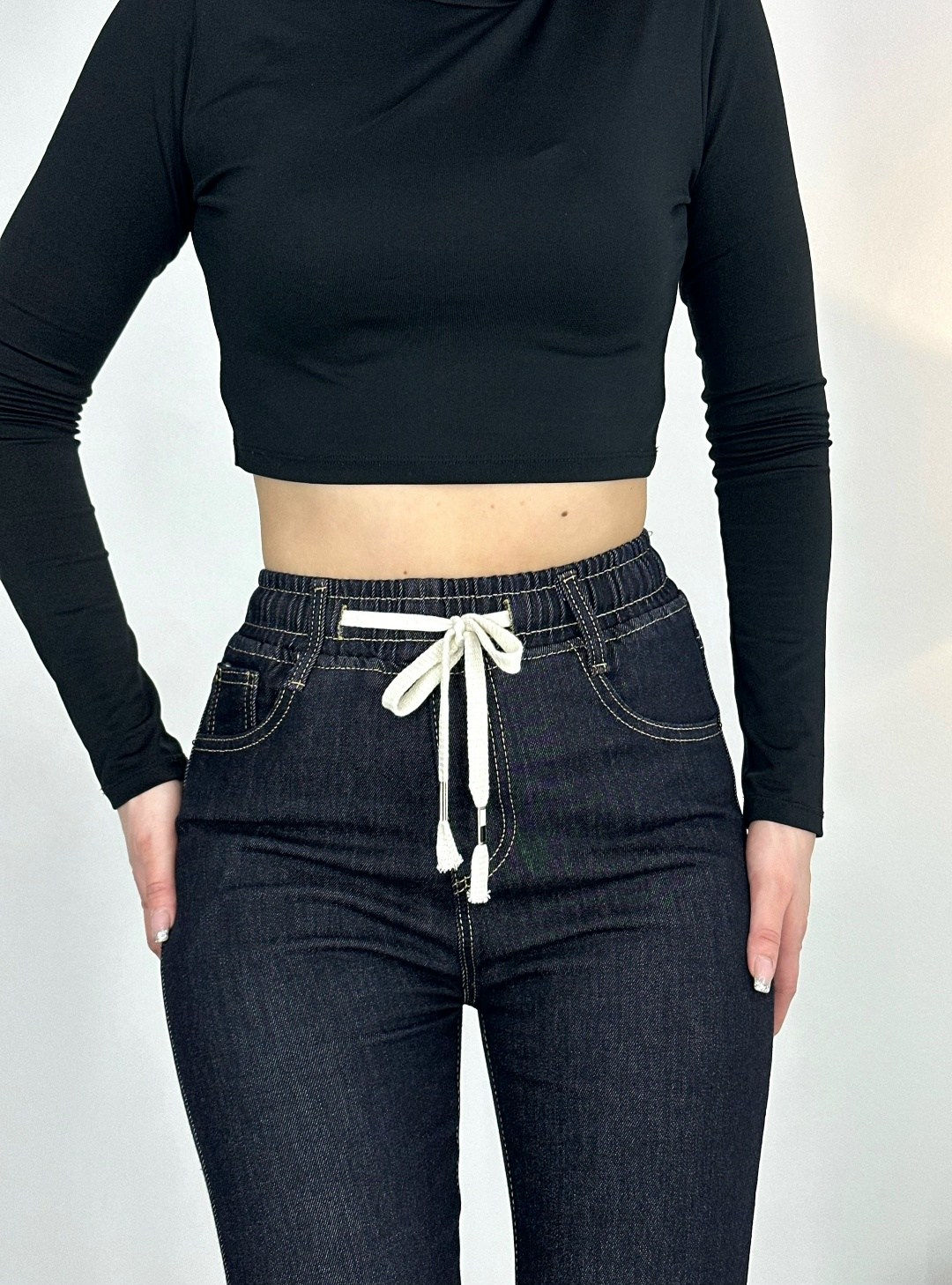 джинсы женские,джинсы широкие,широкие черные джинсы,женские джинсы трубы,джинсы