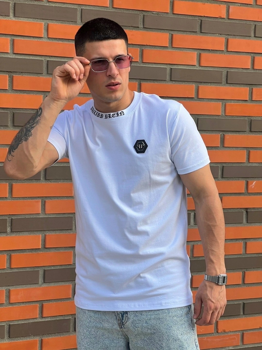 футболка philipp plein,белая футболка филип плейн,футболки мужские,футболки с логотипами,футболка philipp plein футболка