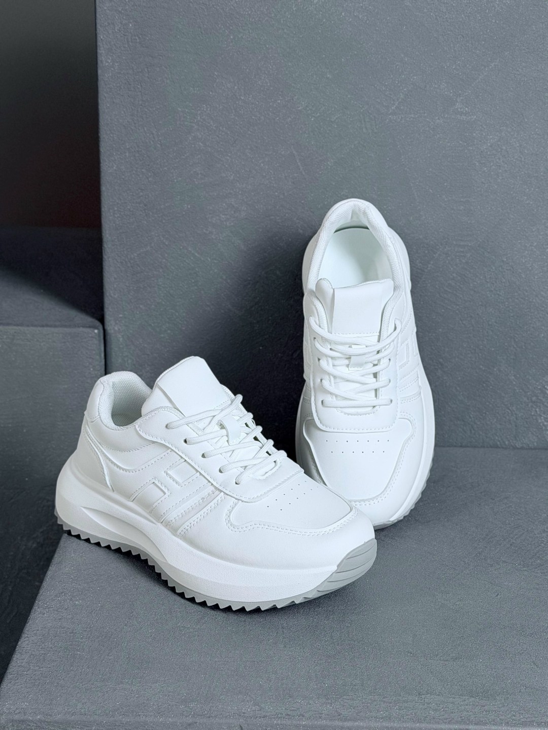 кроссовки женскиe,,модные кроссовки,кроссовки new balance,кроссовка