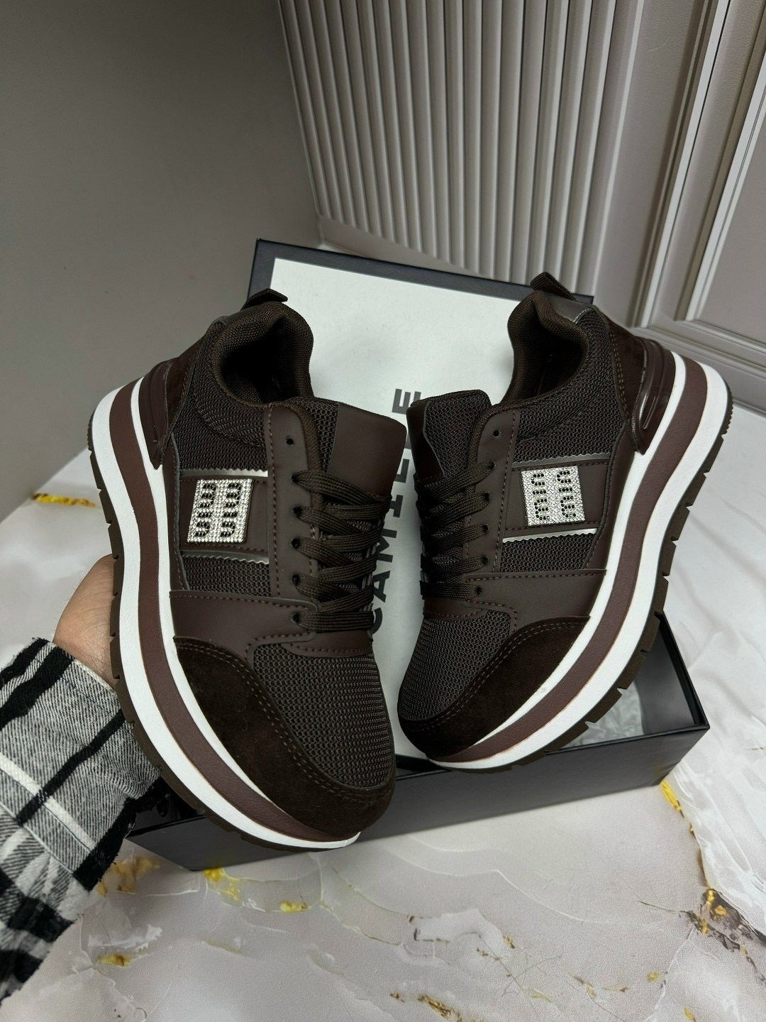 ,кроссовка мужской,мужские кроссовки,кроссовки женскиe,спортивная