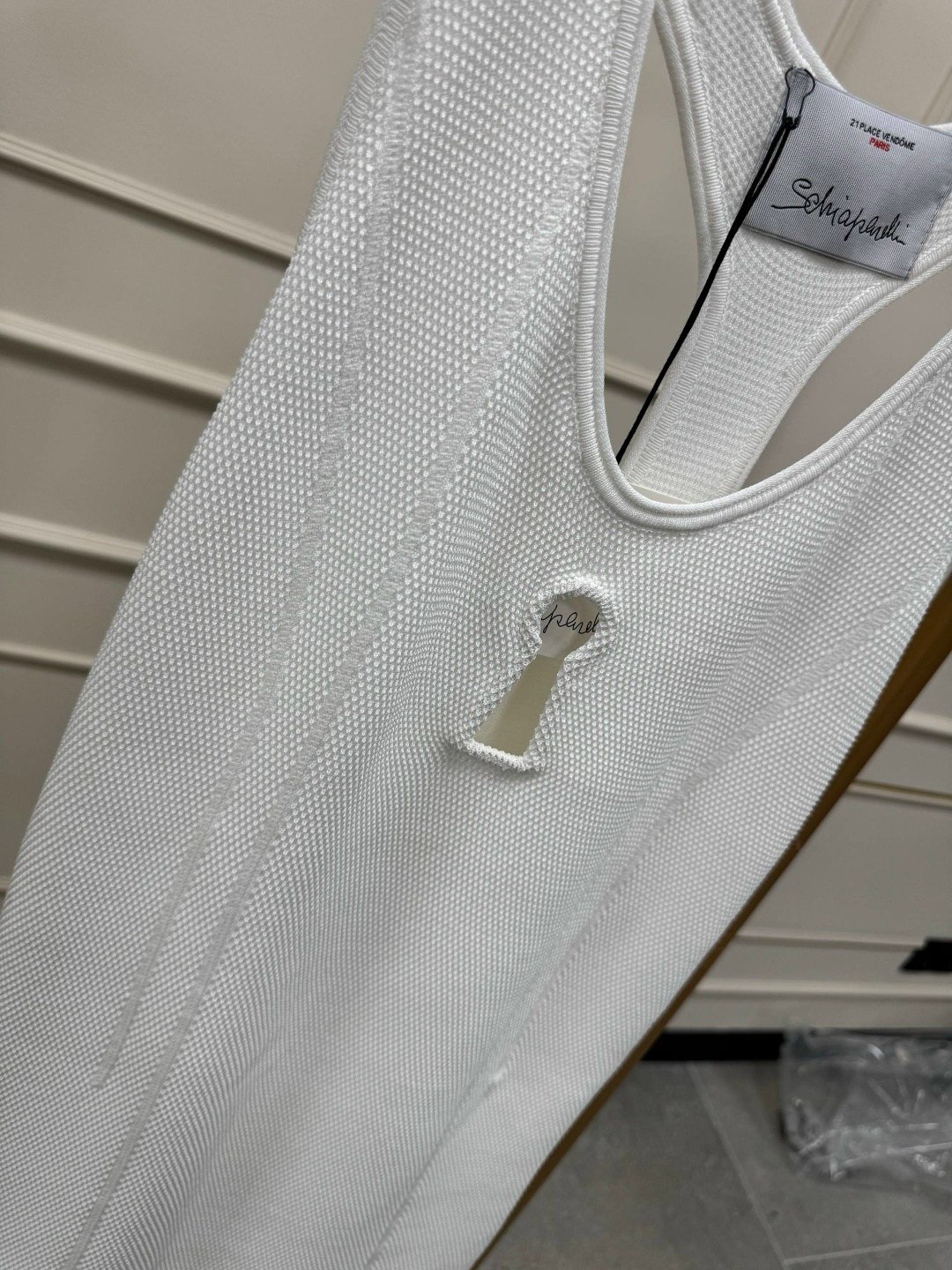 элегантные наряды,женское платье,длинное платье,фасон платьев,платье