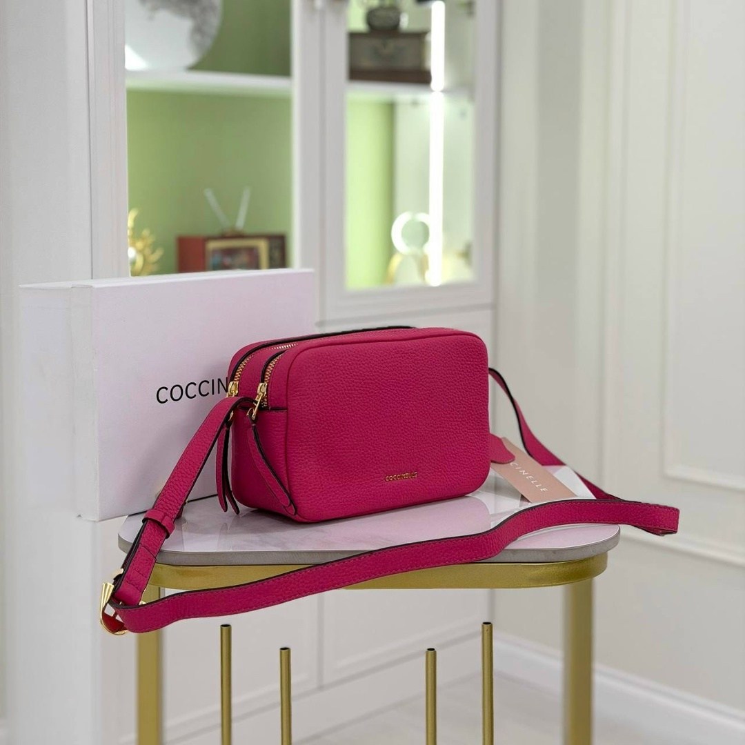 сумка coccinelle,сумка белая,женская сумка,сумочки,сумка женская белая