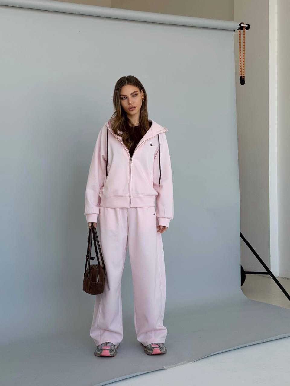 спортивные брюки,розовые брюки,костюм спортивный розовый,женские спортивные брюки,розовый костюм