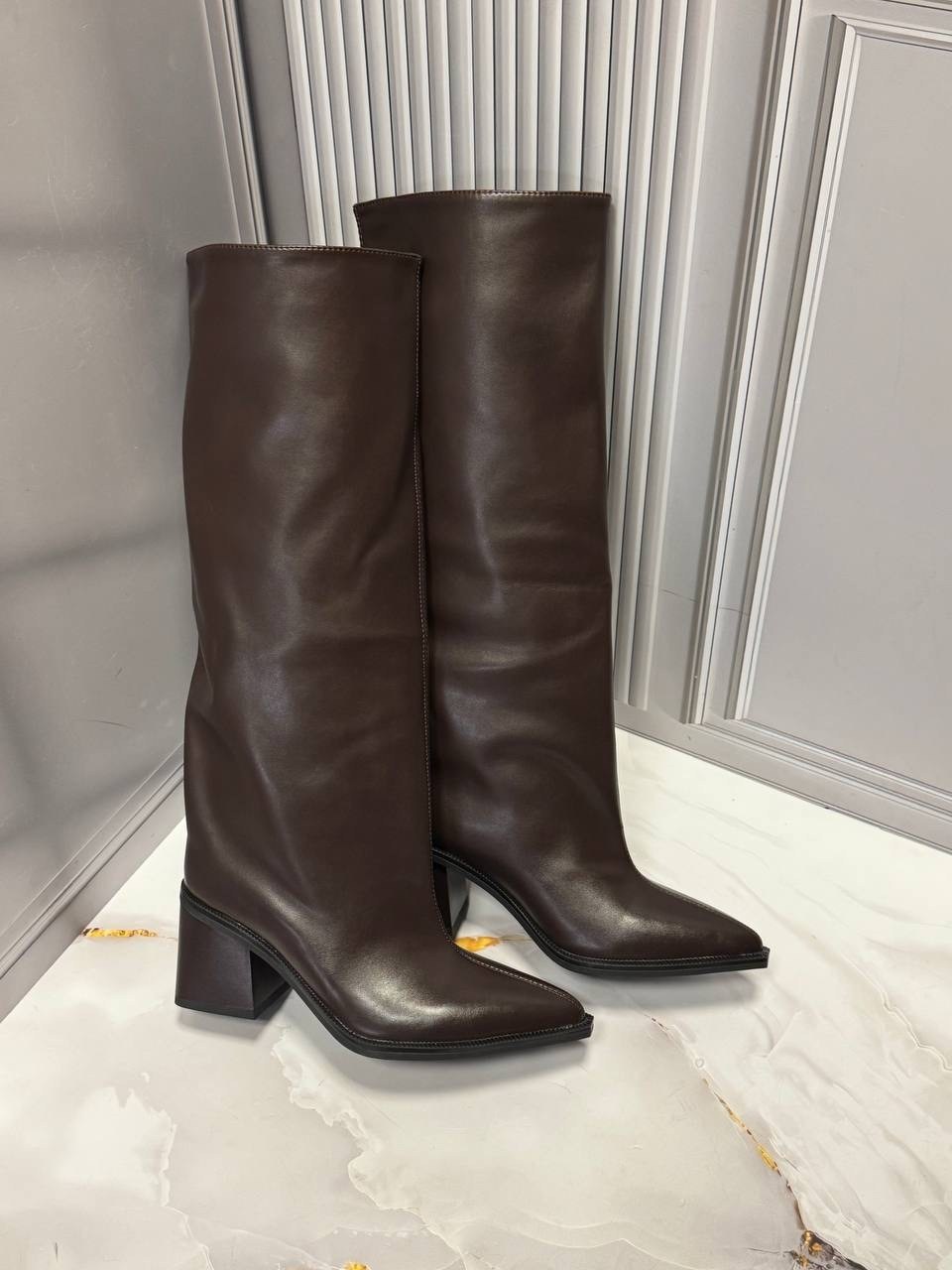 сапоги,,сапоги женские,сапоги до колена на высоком каблуке с острым носком, женская