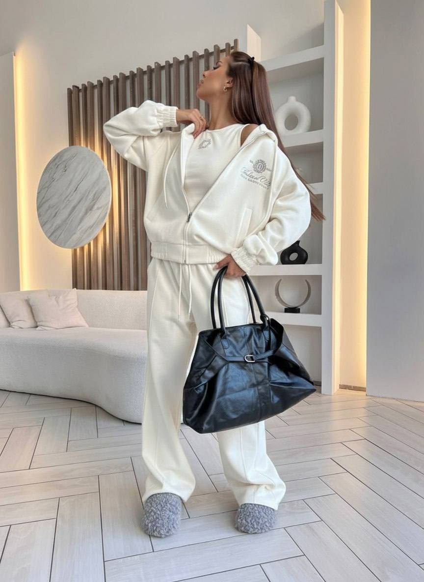 женский красный костюм miu miu,женский костюм,костюм спортивный,костюм