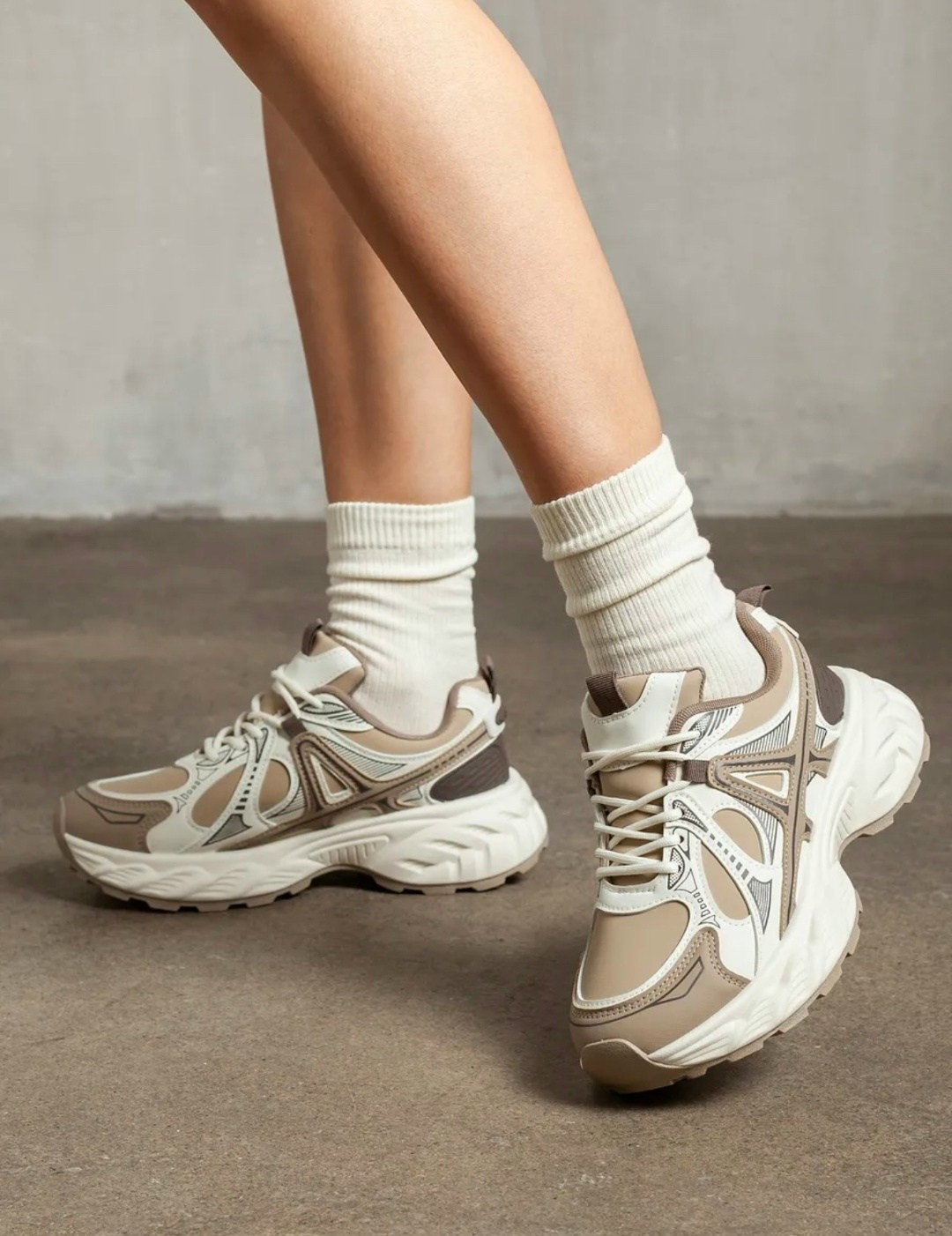 кроссовки женские,кроссовки модные,кроссовки для женщин,массивные кроссовки для женщин,массивные кроссовки женские