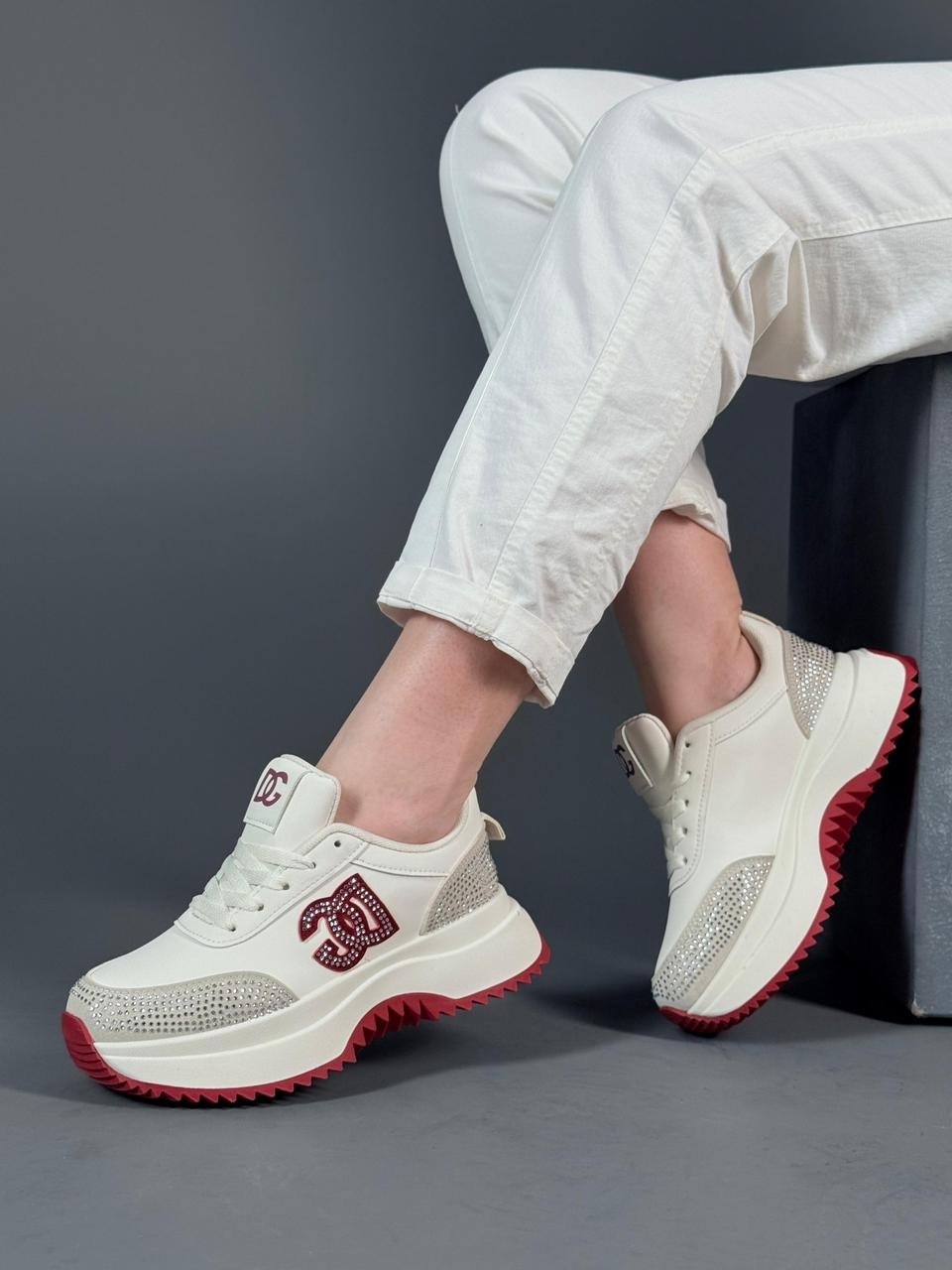 ,женские кроссовки,кроссовки модные,кроссовки кеды, женская кроссовки