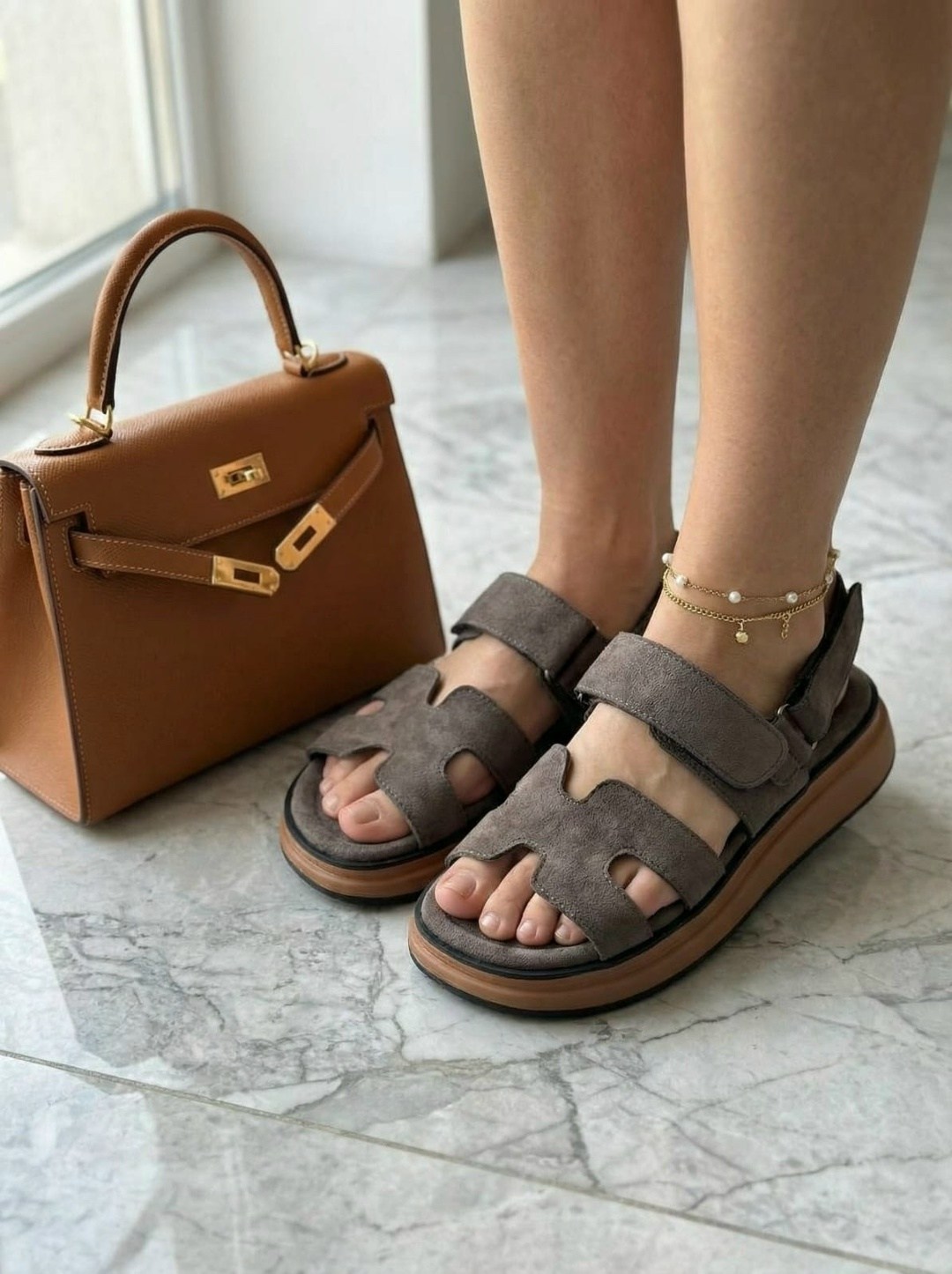 сандалии модные,женские сандалии,модные босоножки,женские шлепанцы,сандали