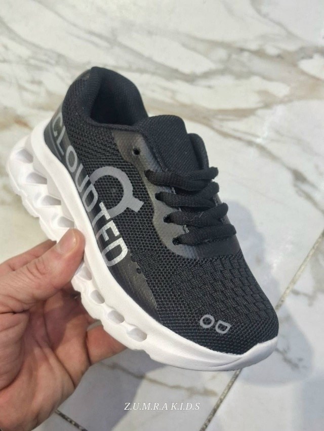 кроссовки,мужские кроссовки,спортивные кроссовки,кроссовки брендовые,кроссовка мужской