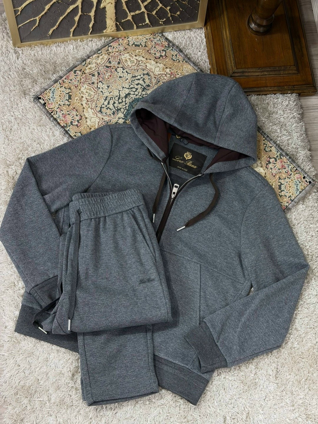 костюм спортивный brunello cucinelli,мужские спортивные костюмы brunello cucinelli,спортивный костюм loro piana,спортивный костюм мужской loro piana,спортивный костюм brunello