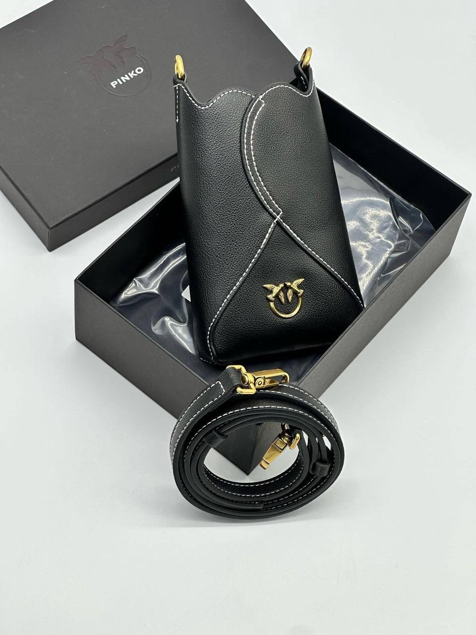 сумка pinko,женская сумка pinko,pinko сумка на плечо,кожаная сумка pinko,сумка через плечо pinko