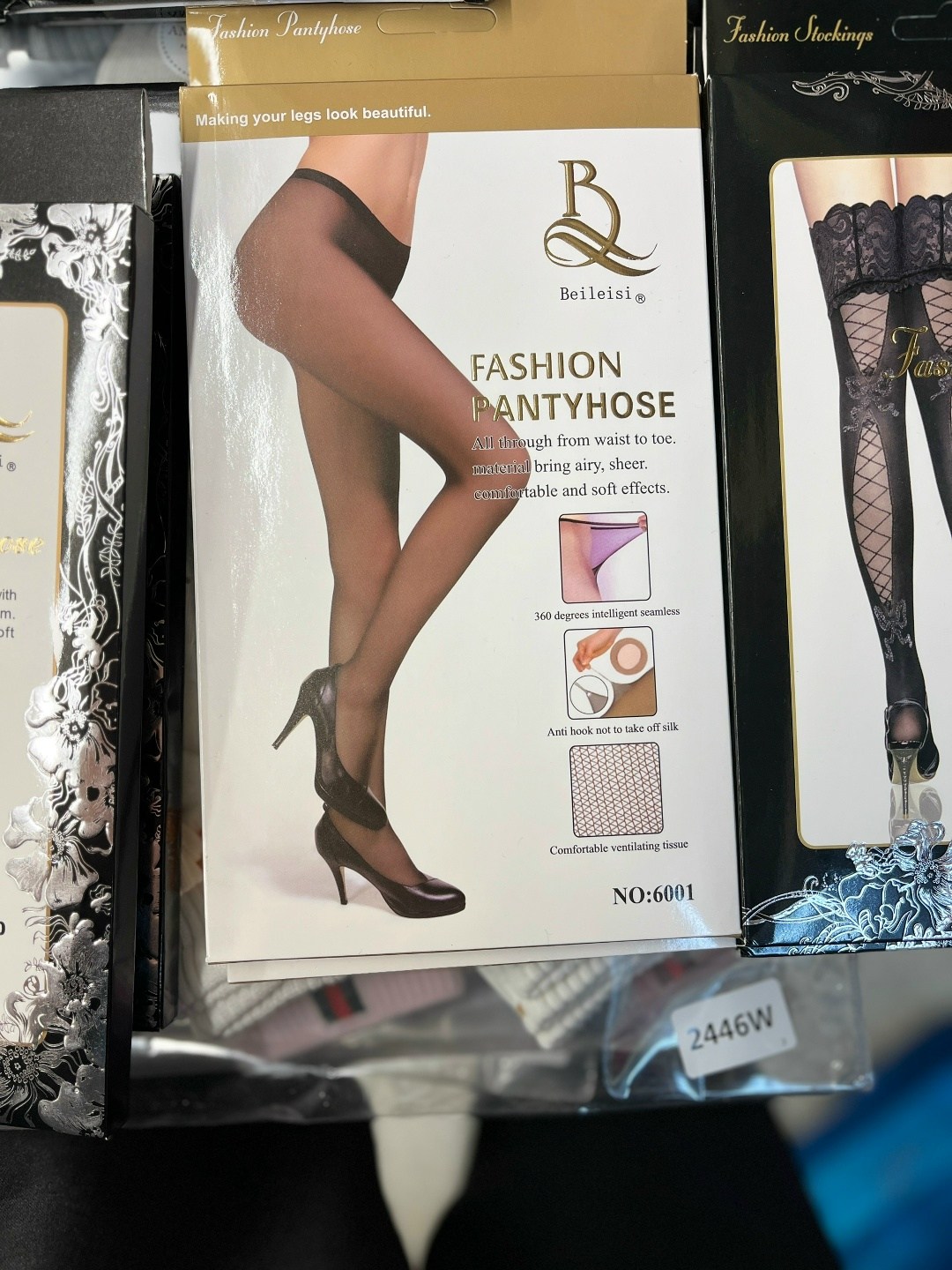 девушка,колготки,женщина,девушка в колготках,блондинка в юбках и колготках