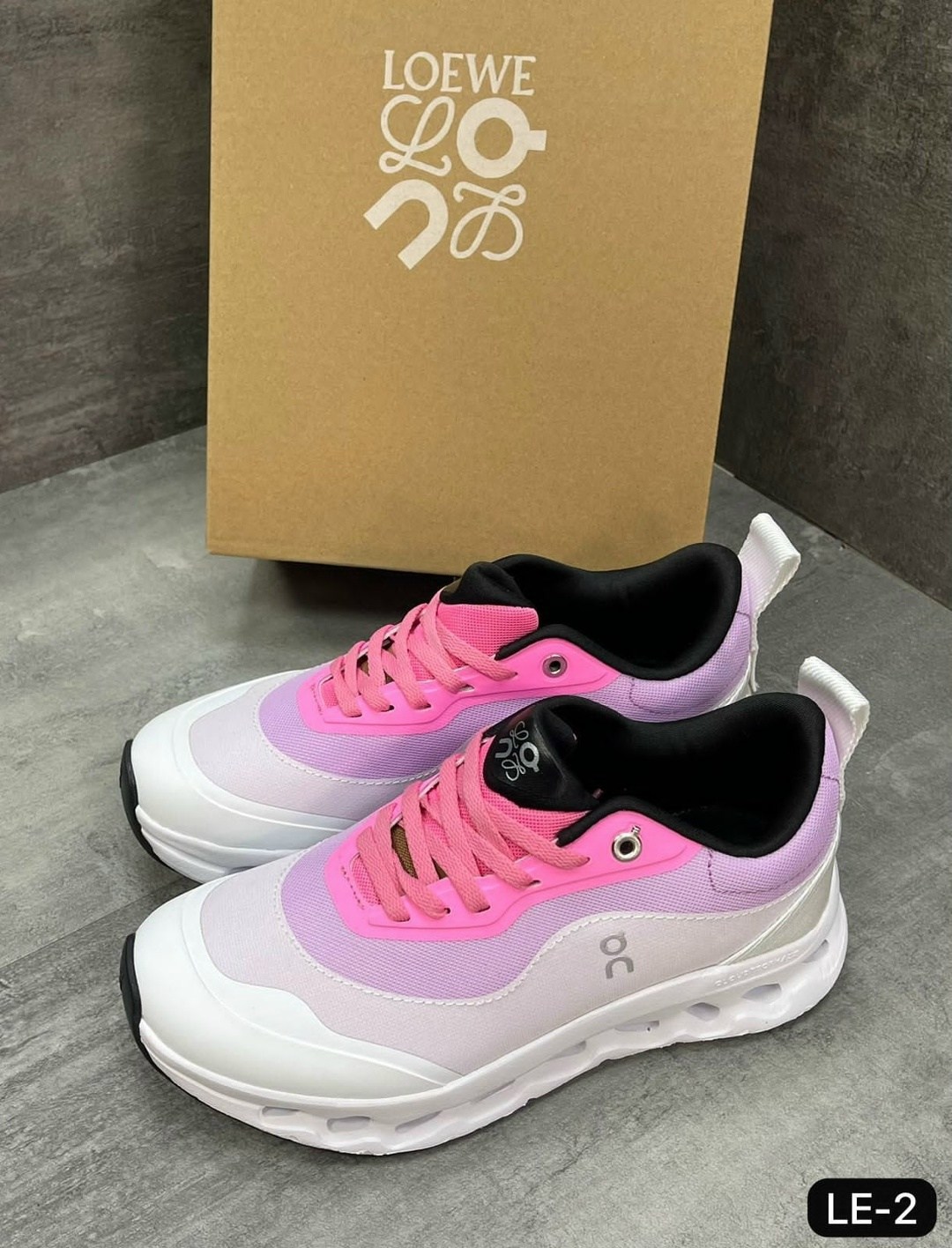 кроссовки,женские кроссовки,кроссовки loewe,,спортивная