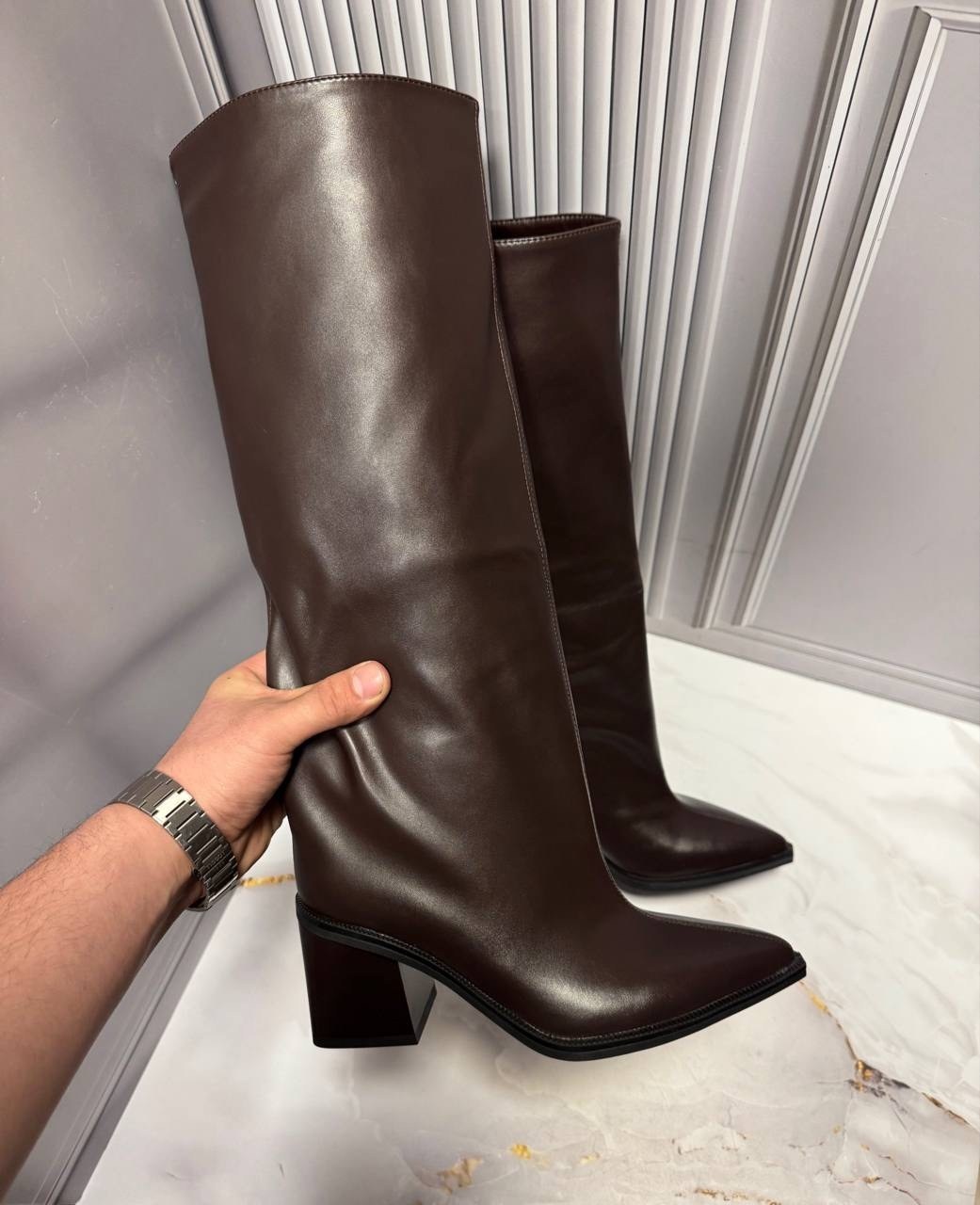 сапоги,,сапоги женские,сапоги до колена на высоком каблуке с острым носком, женская