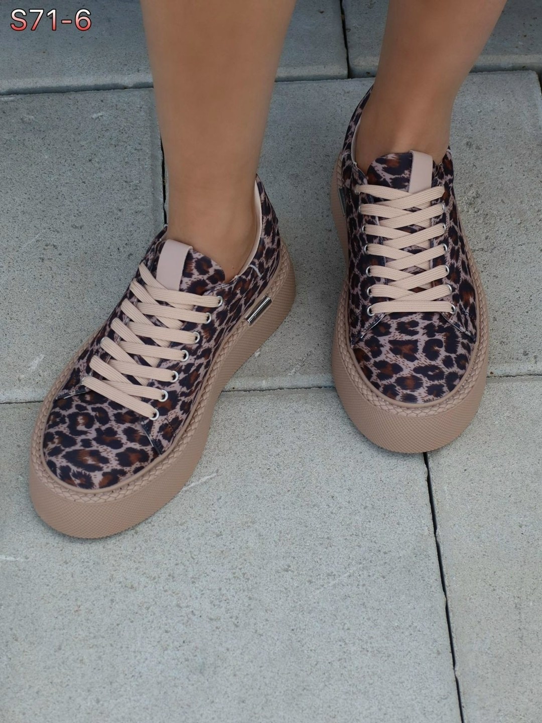 джинсы широкие,джинсы широкие женские,джинсы бананы женские,джинсовые брюки,женские джинсы