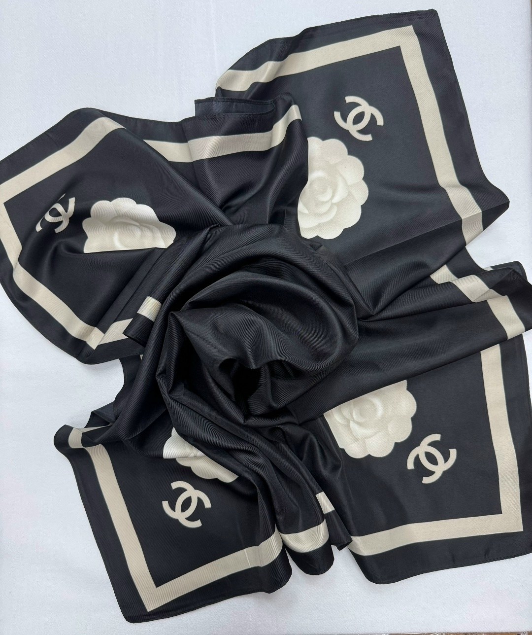 chanel платок,платок шанель,платок chanel шелковый,брендовый женский платок chanel,шарф шанель