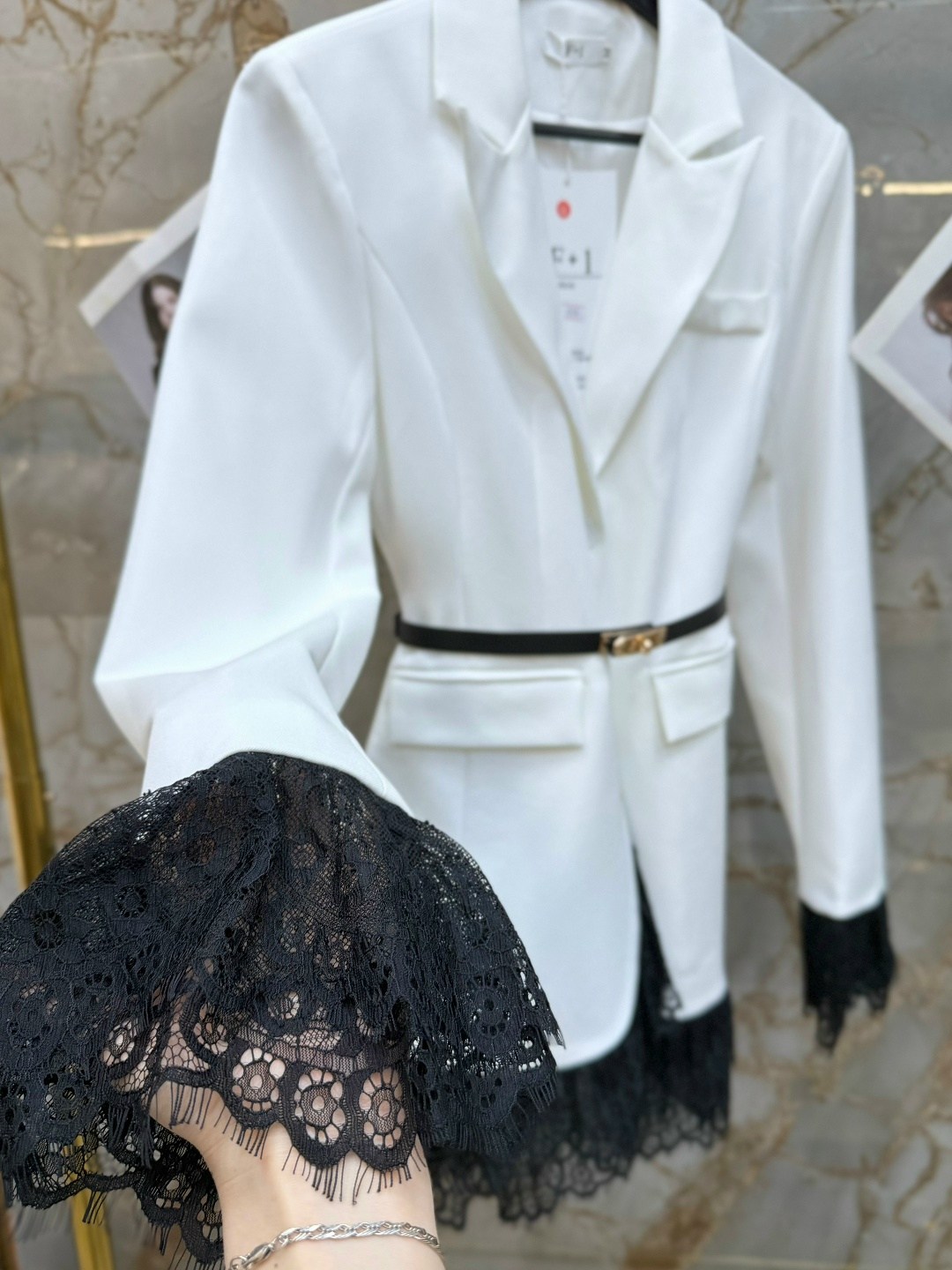 пиджак с кружевом,офисный женский блейзер с кружевными рукавами,пиджак белый женский,жакет,женские костюмы