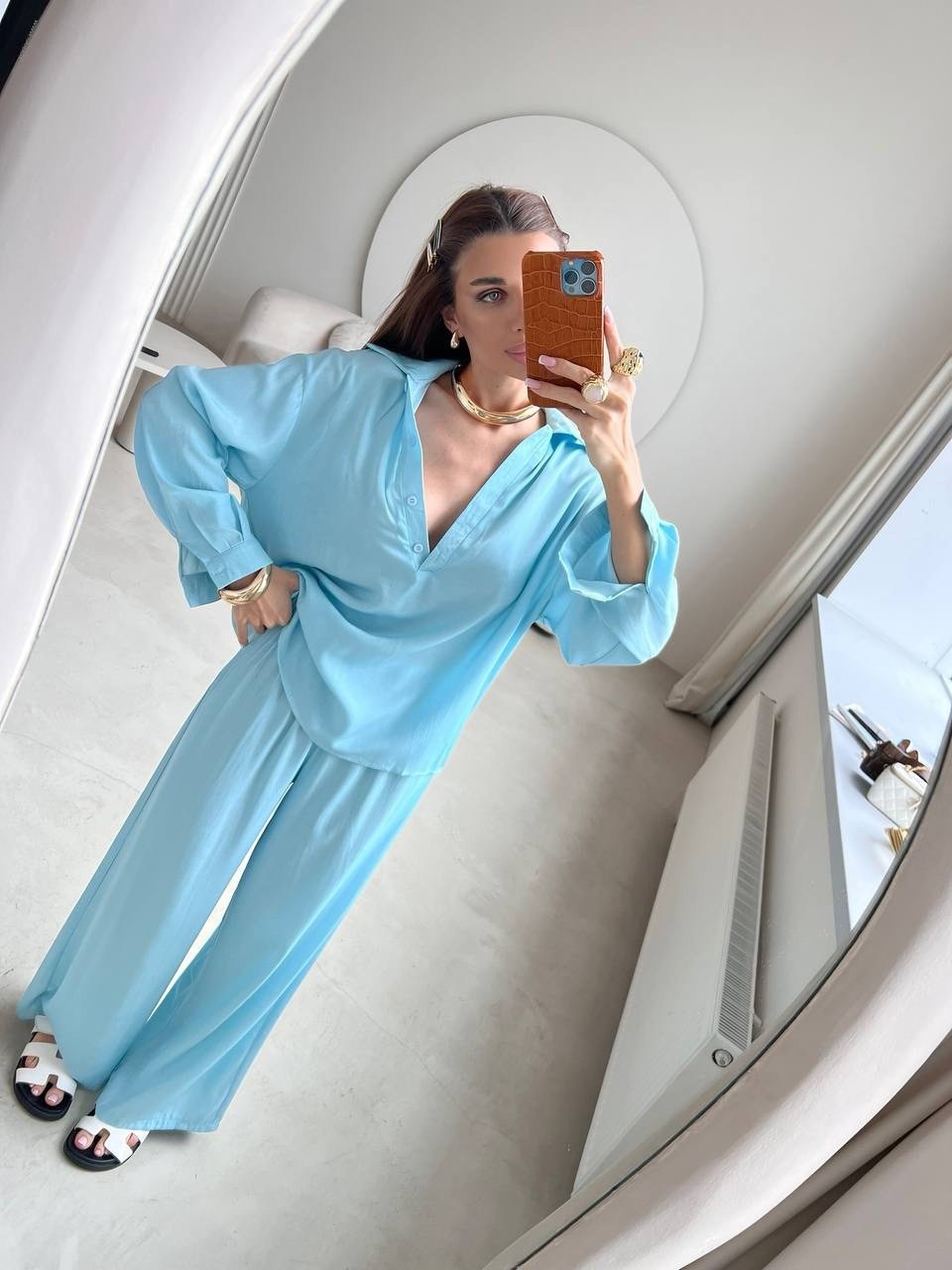 стильные костюмы,костюм белый,брючный костюм с мантией,комплект костюм,шелковый костюм