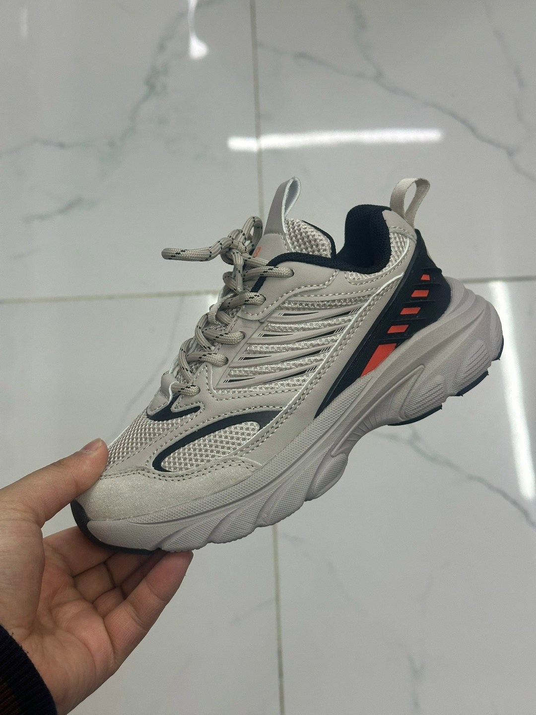 кроссовки,,кроссовки женские,кроссовка,массивные кроссовки