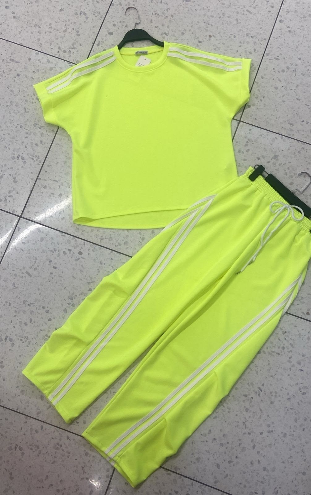 спортивные костюм,костюм спортивный женский,стильные костюмы,летние костюмы,костюм женский