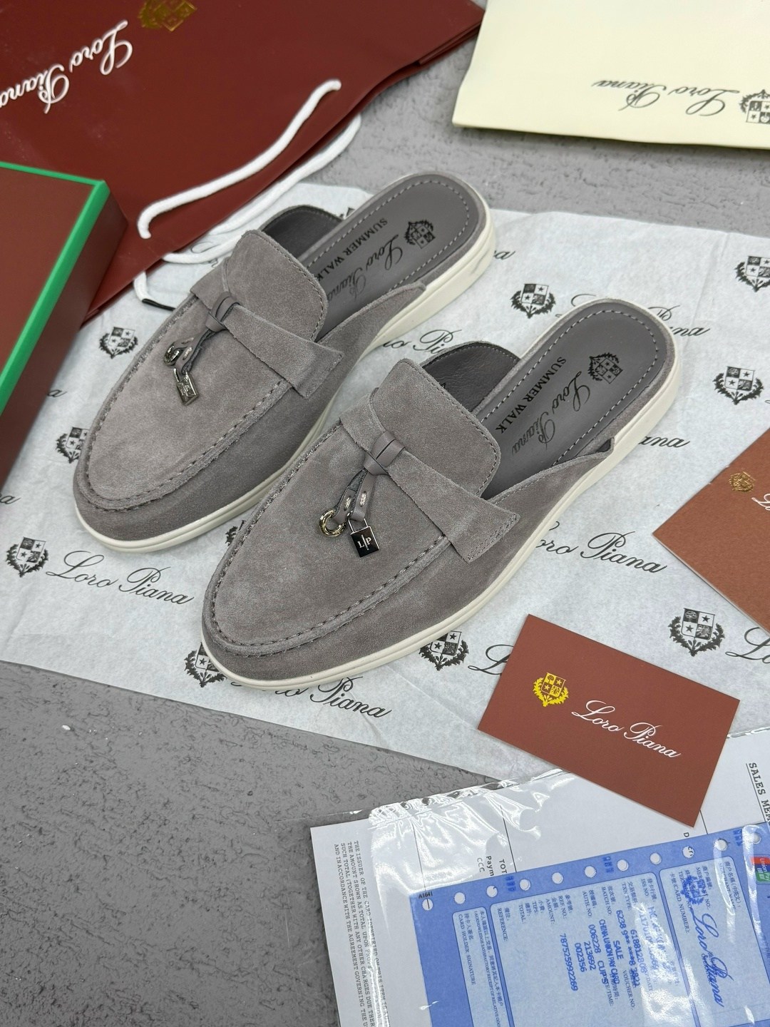 женские замшевые мюли loro piana бежевые,мюли loro piana,лоферы loro piana,лоферы женские loro piana,женские замшевые мюли loro piana голубые