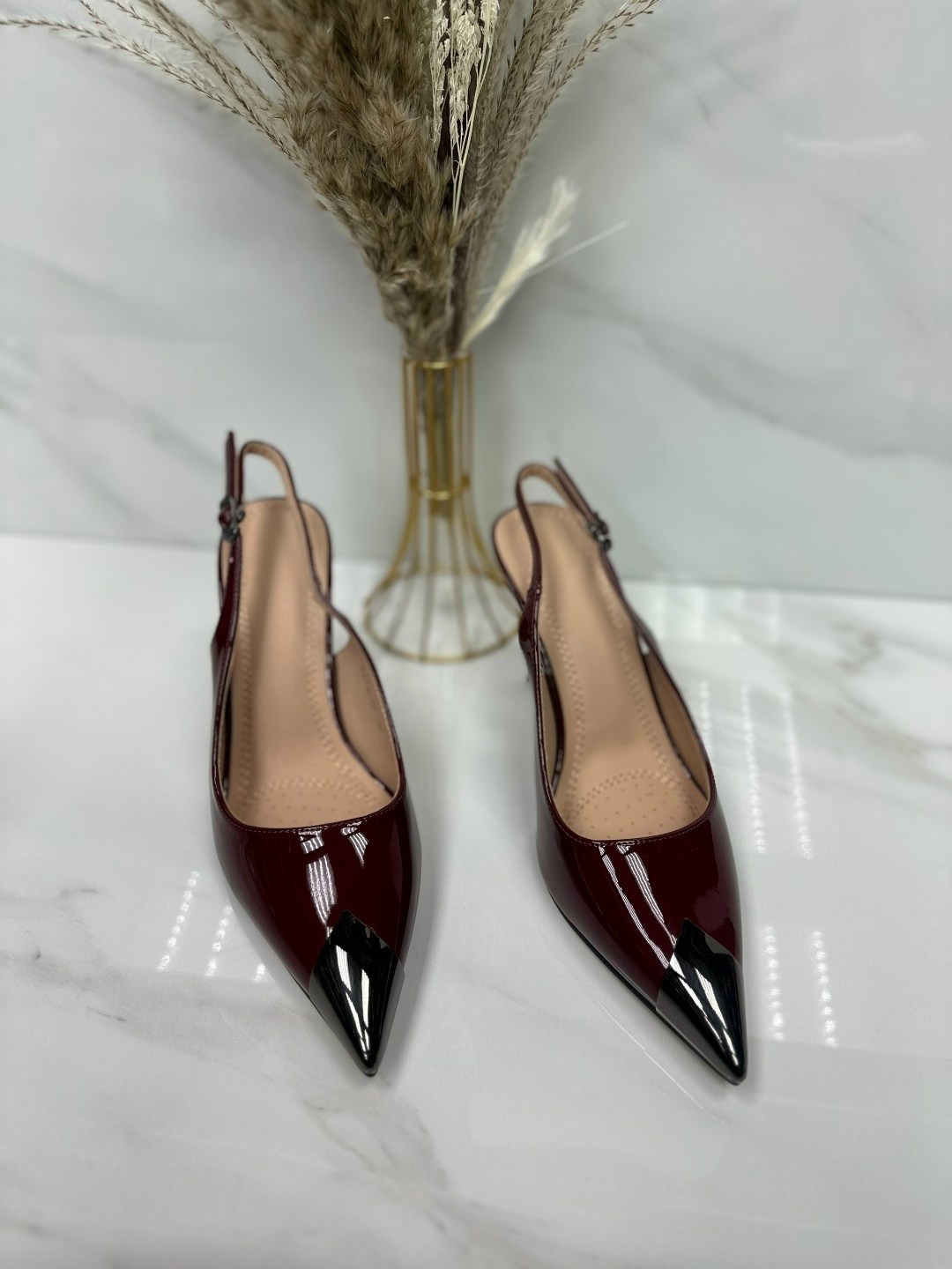 ,женские кожаные босоножки gucci бордовые,кожаные босоножки gucci бордовые,женская ,модные туфли