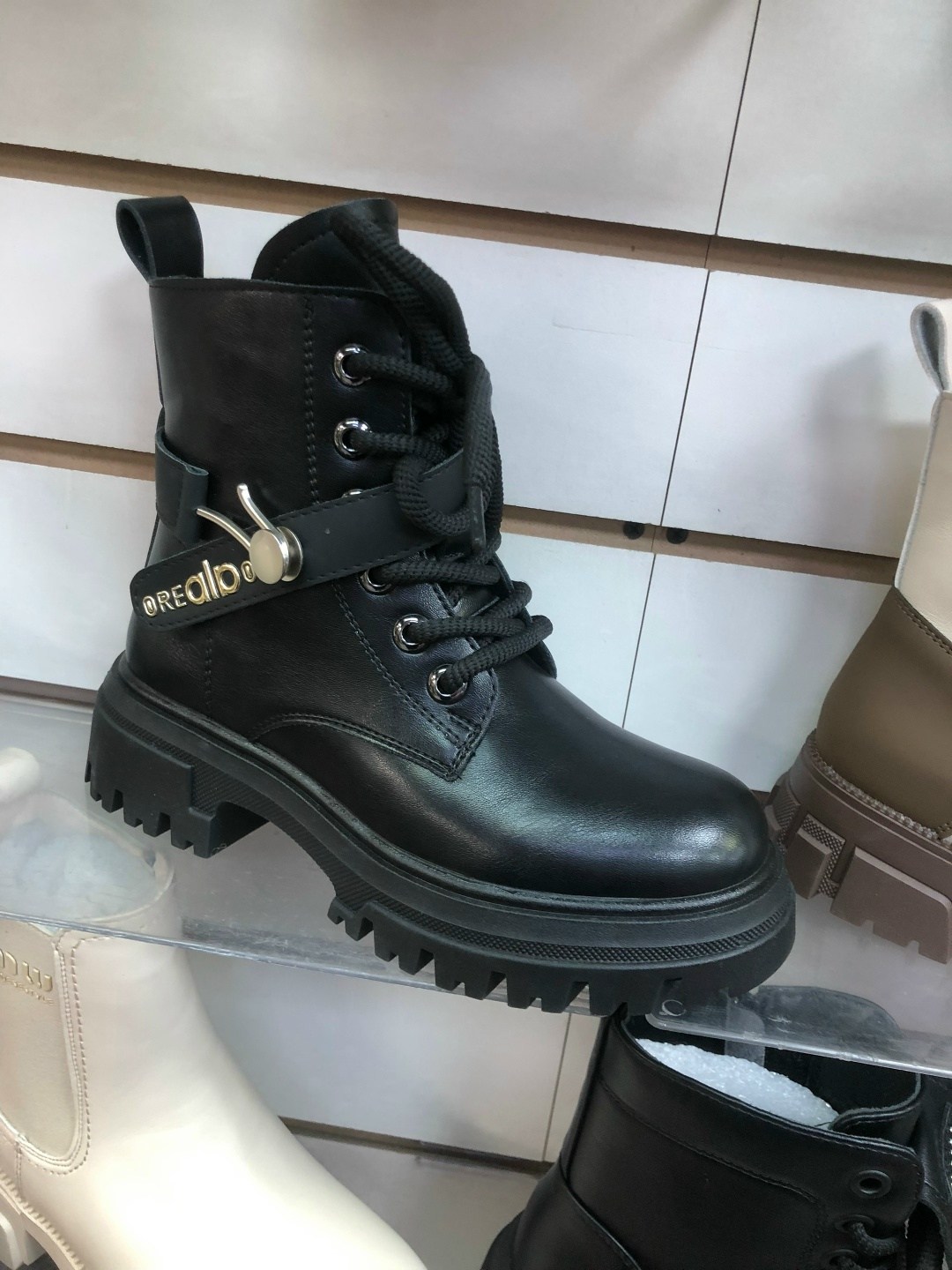 ,ботинки,женские ботинки,ботинки демисезонные,ботинки берцы broadway размер 36 черный