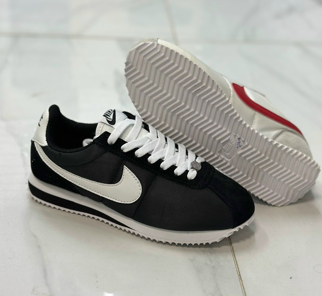 кроссовки cortez коричневые nike,кроссовки nike cortez baroque brown,кроссовки nike classic cortez leather,женские повседневные кроссовки nike classic cortez,кроссовки nike cortez