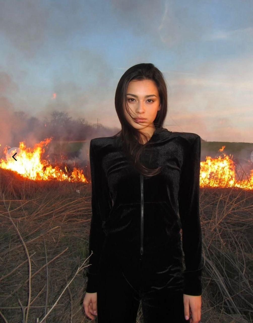 велюровый костюм,велюровый костюм женский,велюровый брючный костюм женский,женский костюм,велюровый спортивный костюм