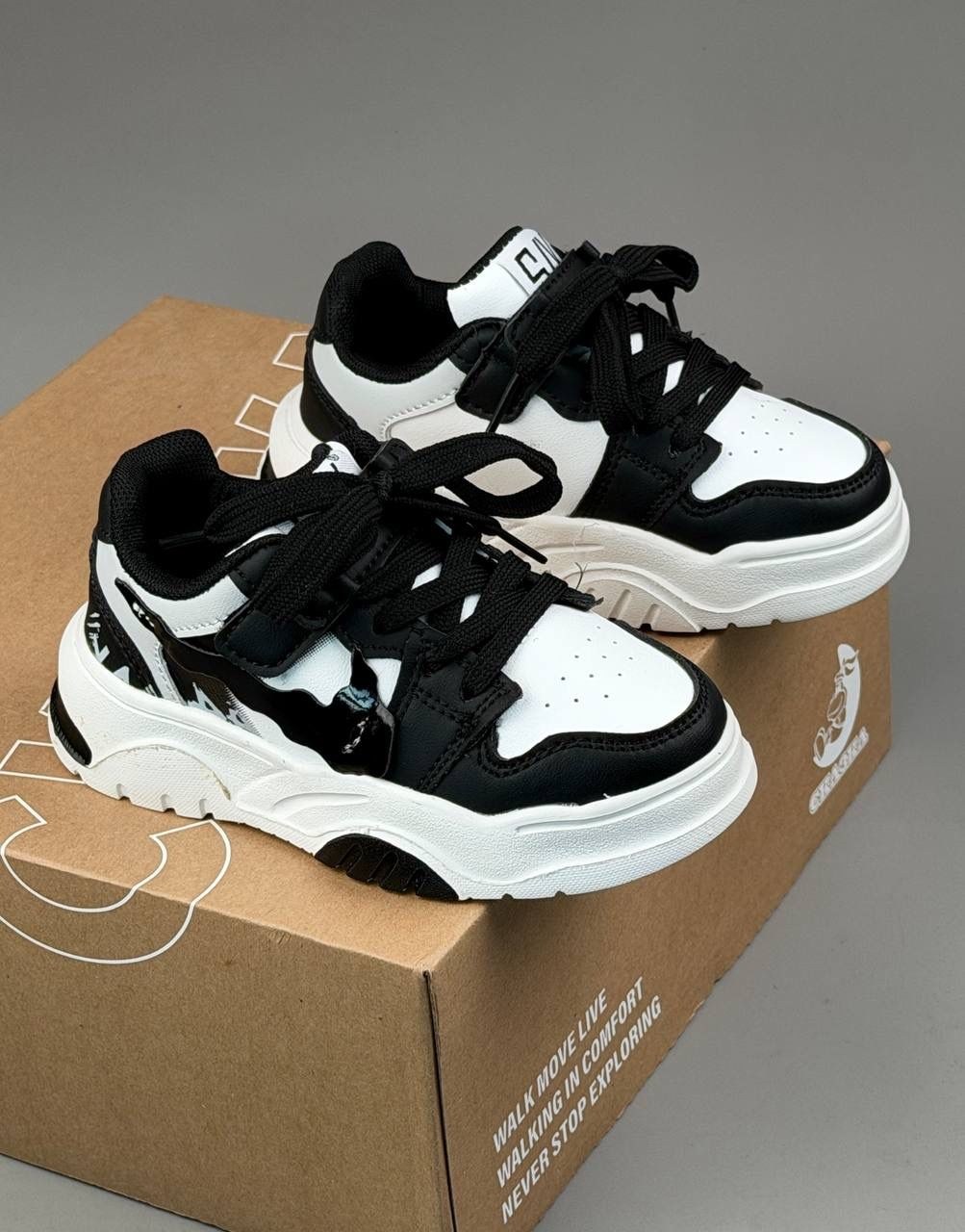 кроссовки мальчику,детские кроссовки,спортивная ,кроссовки модные,кроссовки