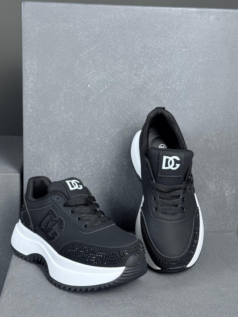 ,женские кроссовки,кроссовки модные,кроссовки кеды, женская кроссовки