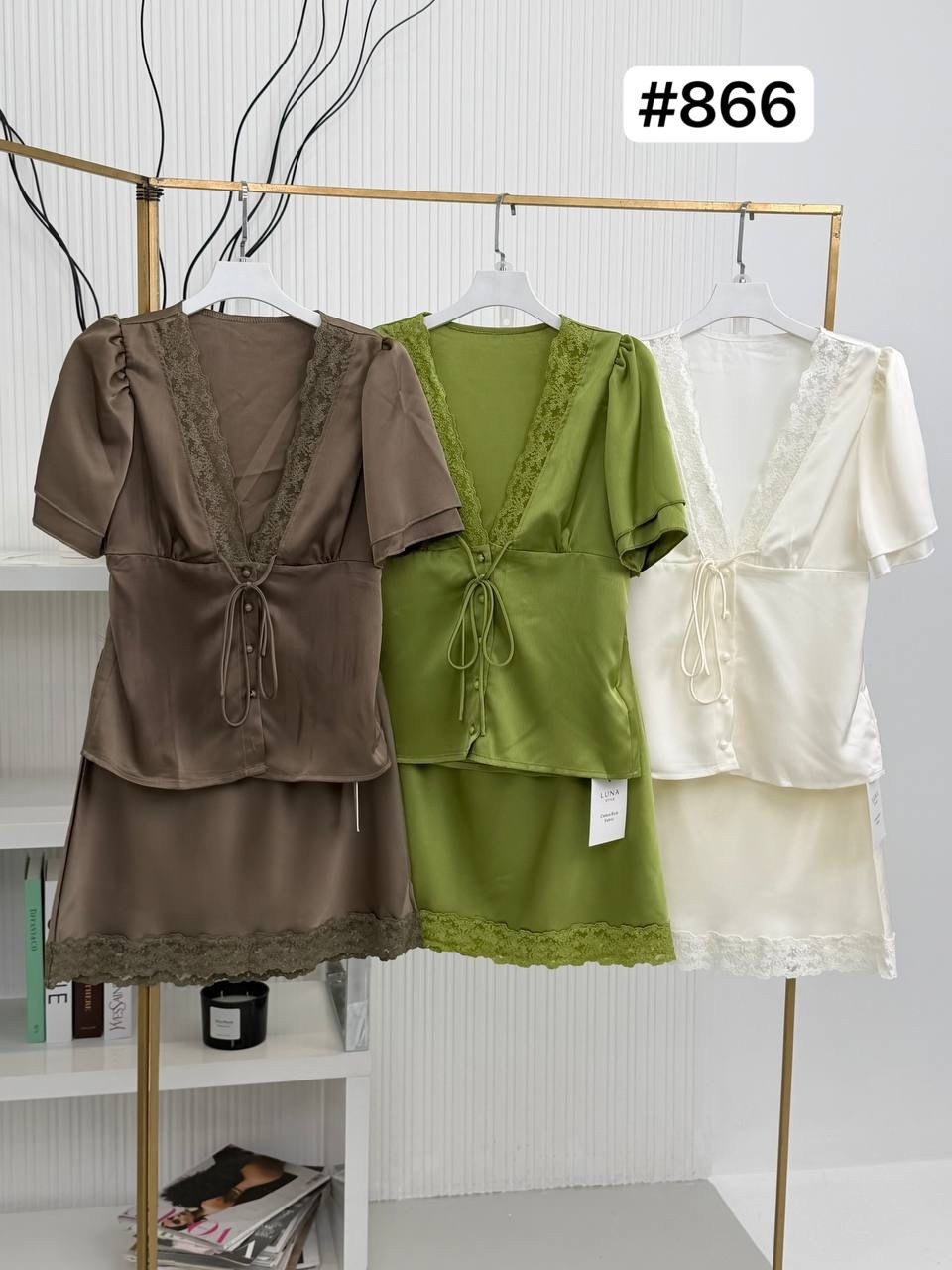 атласный халатик с кружевом,интимиссими сорочка шелковая,атласная пижама с кружевной отделкой,халат с кружевом,шелковый халат с кружевом