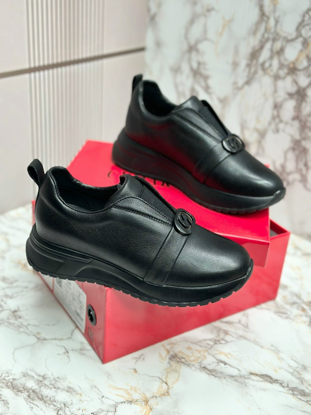 , женская,кроссовки женскиe,обуви,модная женская