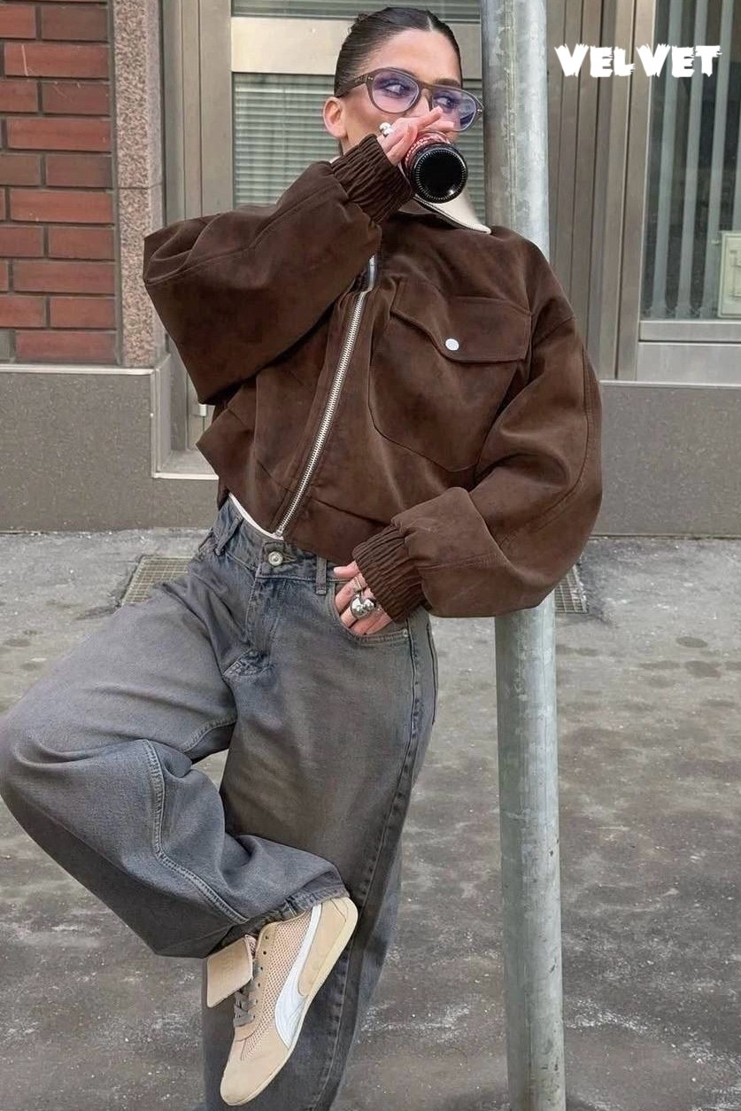бомбер укороченный оверсайз замшевый куртка рабочего,куртка оверсайз замшевая,куртка оверсайз замшевая цвет коричневый,бомбер укороченный оверсайз замшевый куртка рабочего тренд saint shine,укороченны
