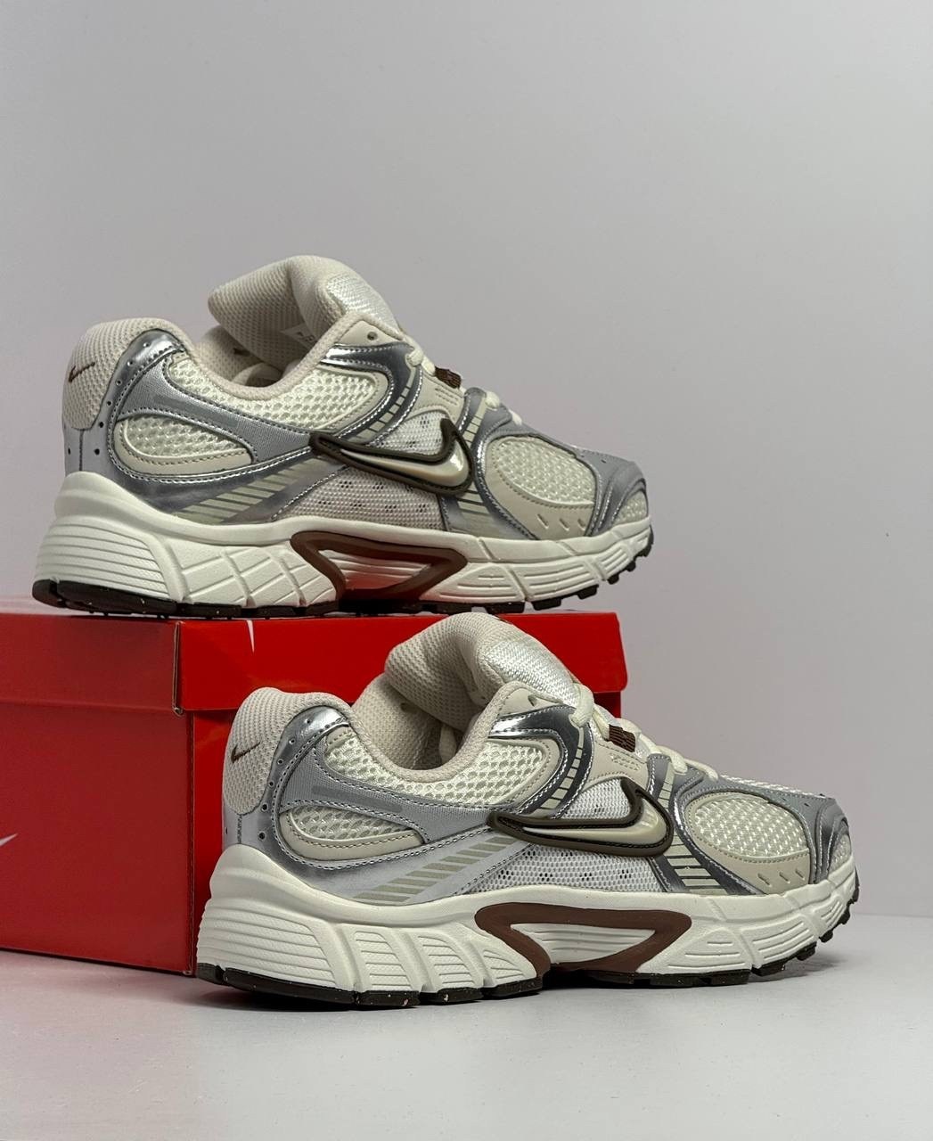 кроссовки nike,,кроссовки женскиe,кроссовки nike v5 rnr,кроссовки