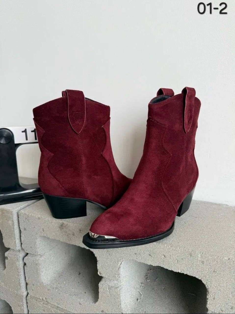 ботинки казаки замшевые демисезонные на каблуке бордовые,ботинки зара казаки бордовые женские,замшевые ботильоны,ботильоны женские,сапоги казаки натуральная замша демисезонные на каблуке
