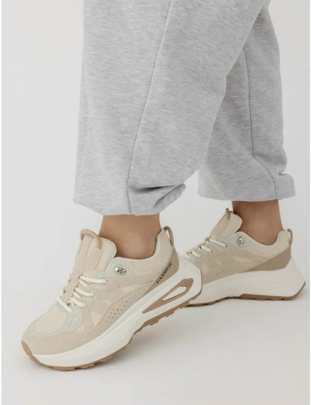 кроссовки женскиe,,кроссовки для женщин,бежевые кроссовки,кроссы женские