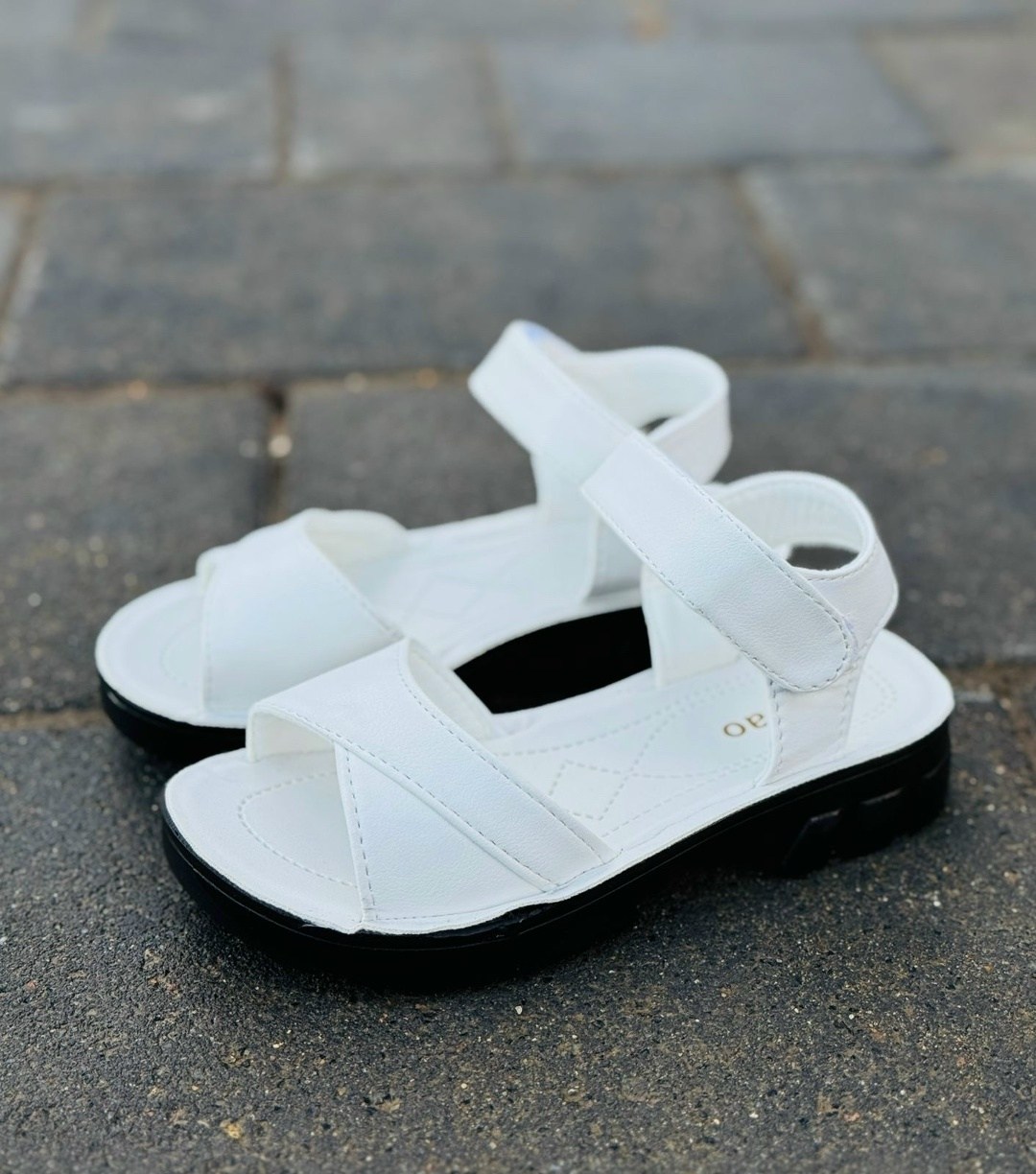 босоножки на липучках,босоножки сандали,женские сандалии,сандалии,модные сандалии