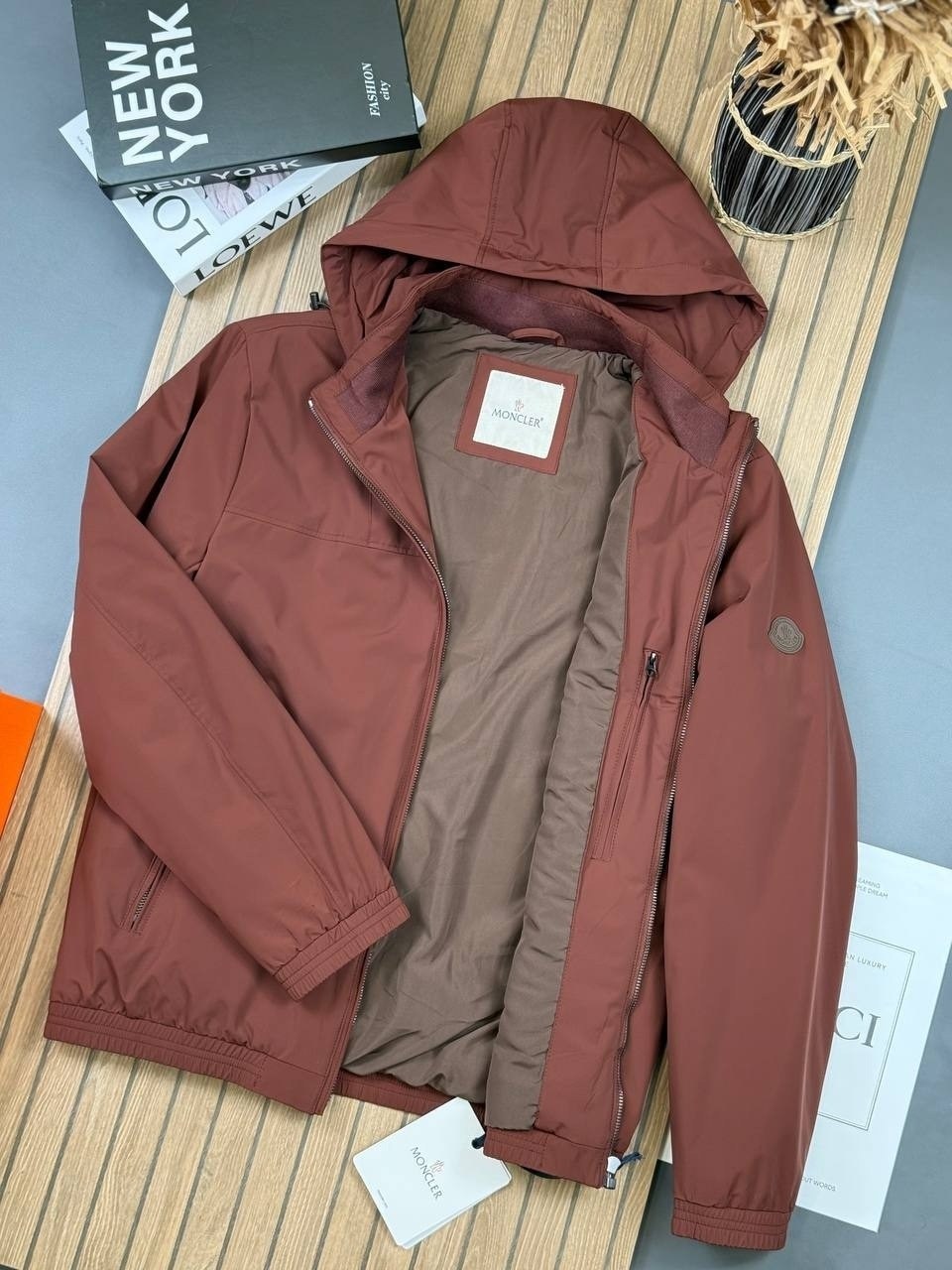 куртка,moncler куртка,повседневная куртка,куртка модная,легкая куртка