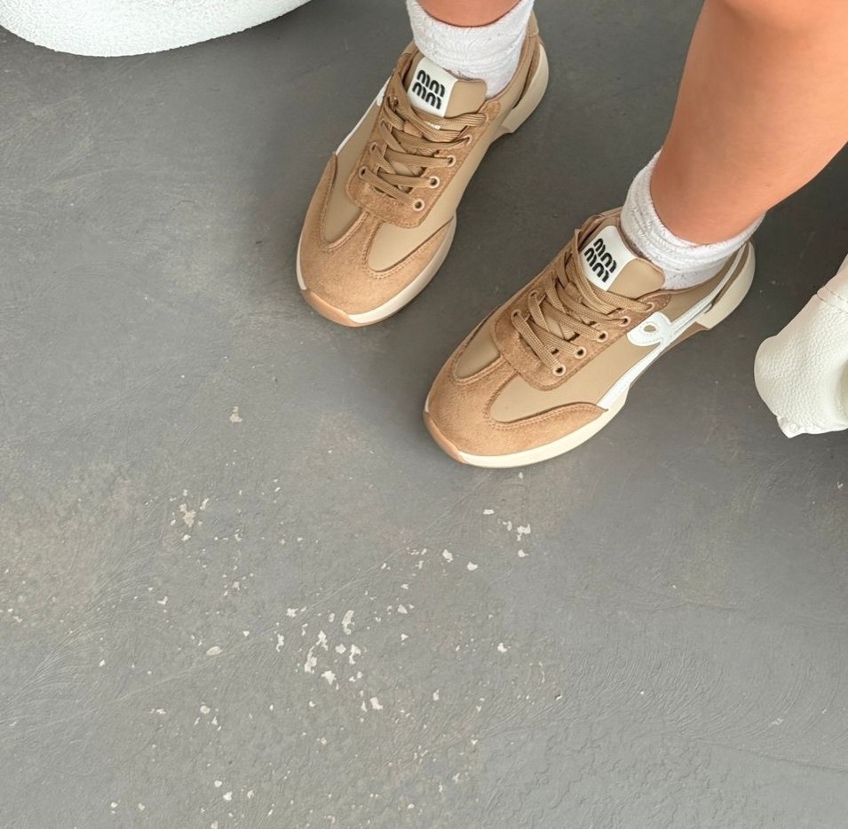 ,кроссовки женскиe,бежевые кроссовки,повседневные кроссовки,кроссовки женские натуральная замша