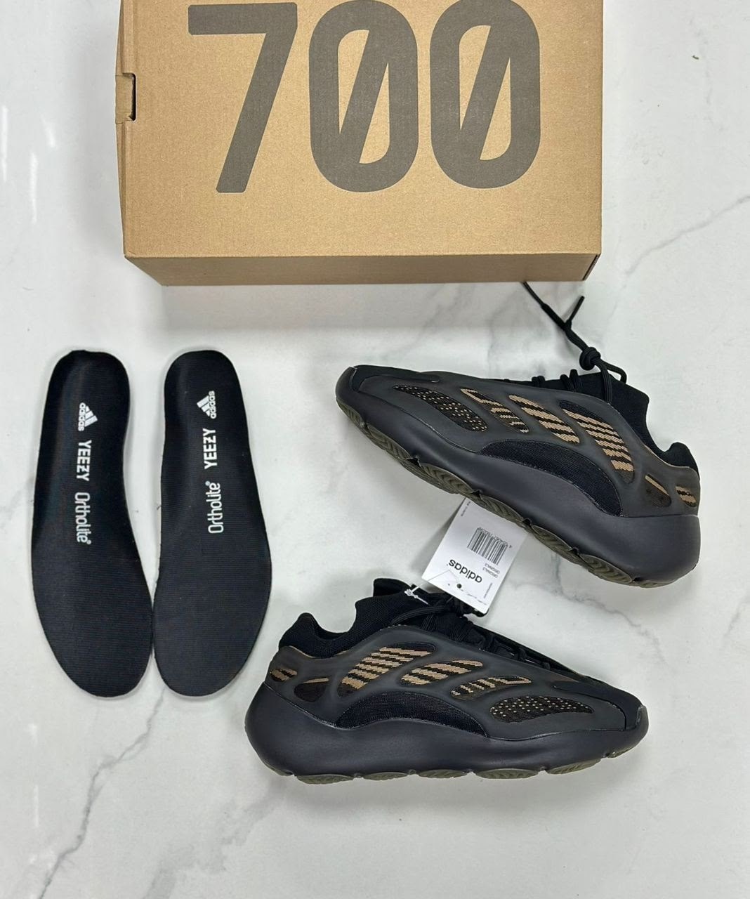 adidas yeezy boost 700 v 3,кроссовки adidas yeezy boost 700,adidas yeezy boost 700,adidas yeezy 700 v 3,yeezy boost 700 v 3