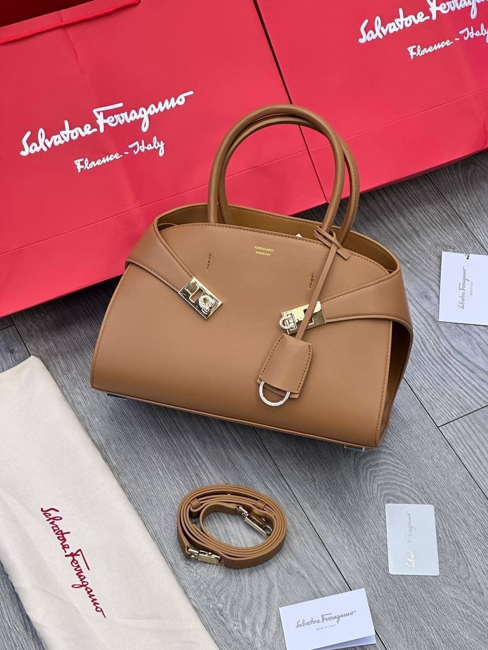 сумка ferragamo,сумка salvatore ferragamo,сумка женская брендовая,сумка феррагамо,сумка