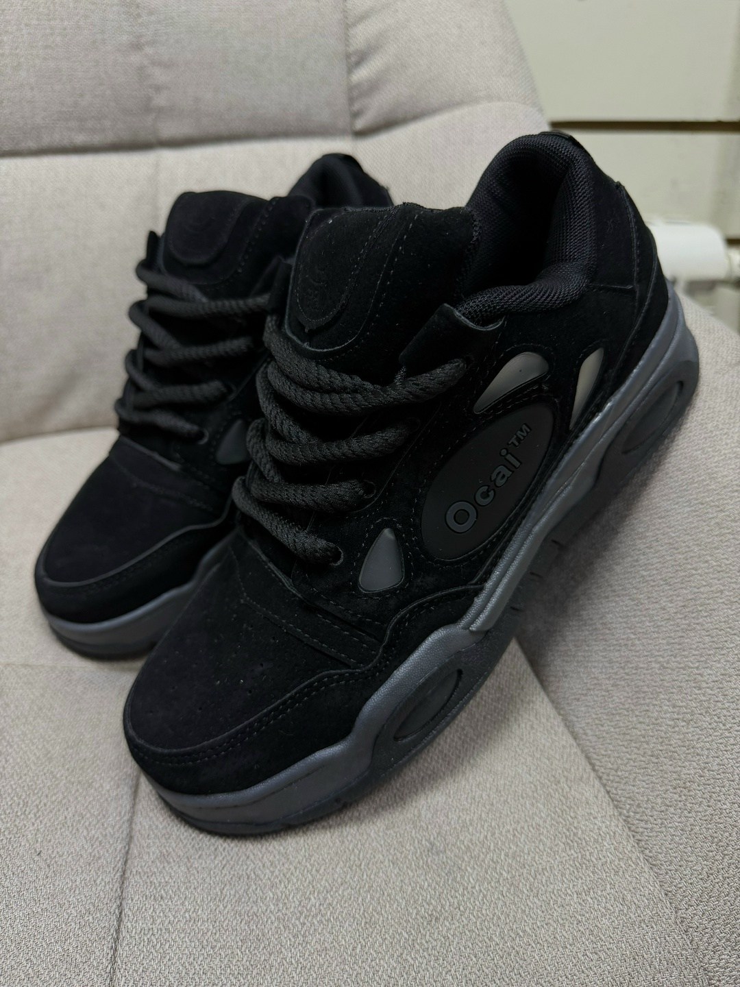 мужская  кроссовки,кроссовки черные,окаи кроссовки,кроссовки оригинал, спортивная