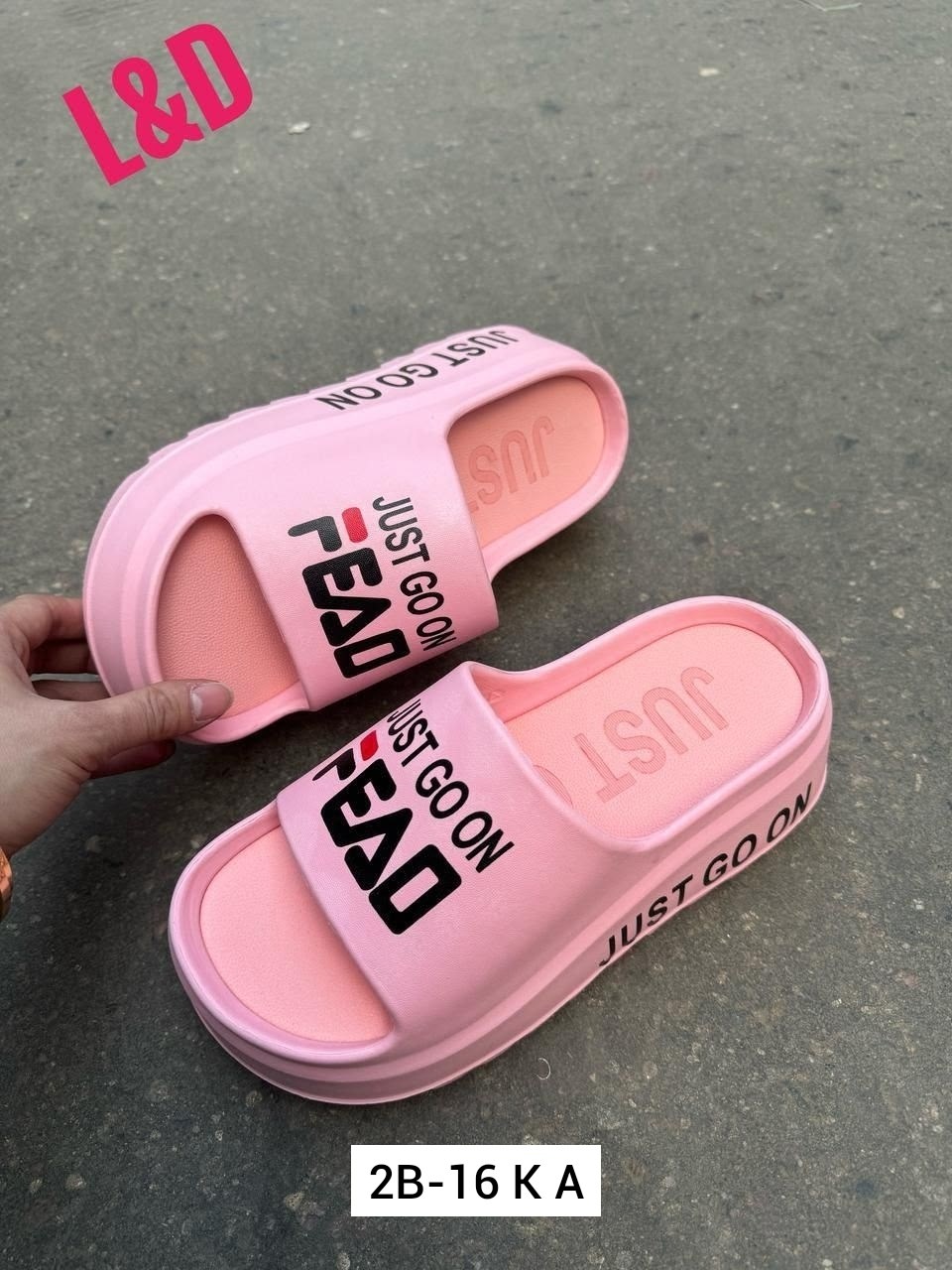 ,женские шлепанцы,шлепанцы женские fila massage,модные тапочки,черные шлепки fila